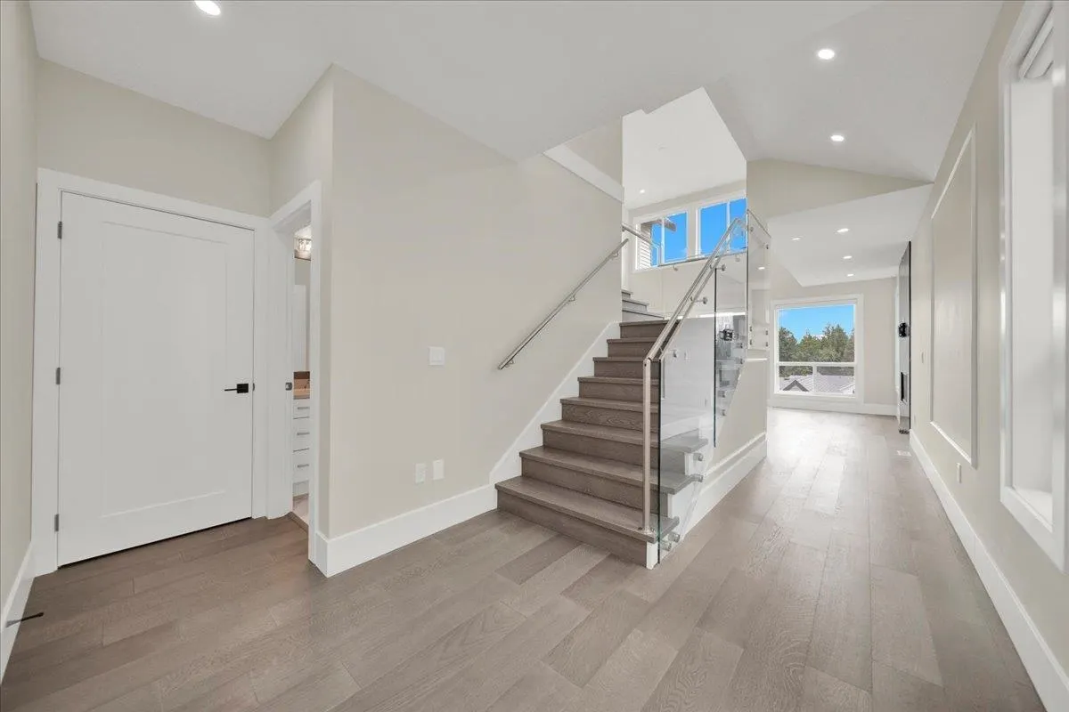 33958 Parr Avenue