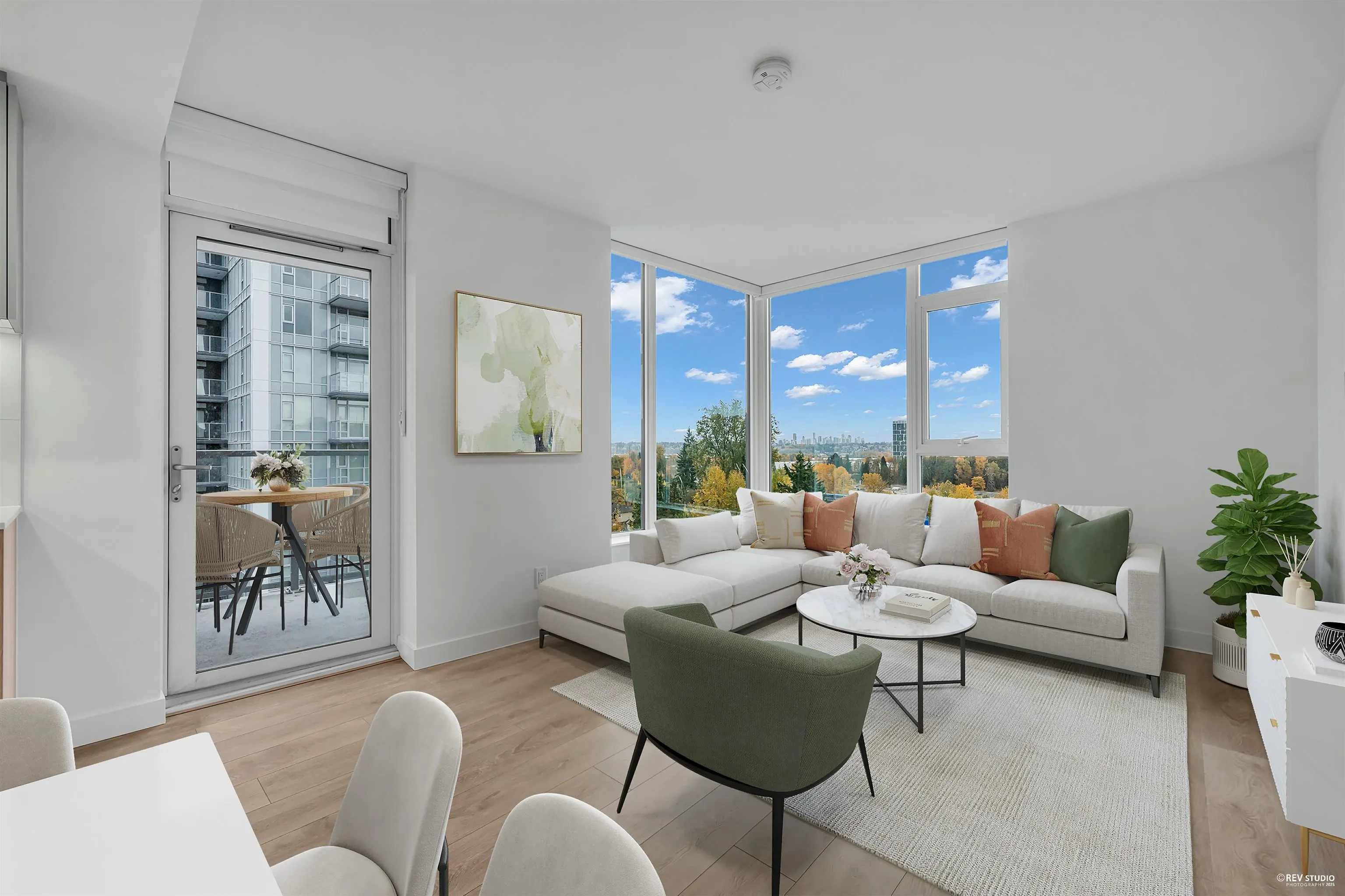 308 Alderson Avenue #809