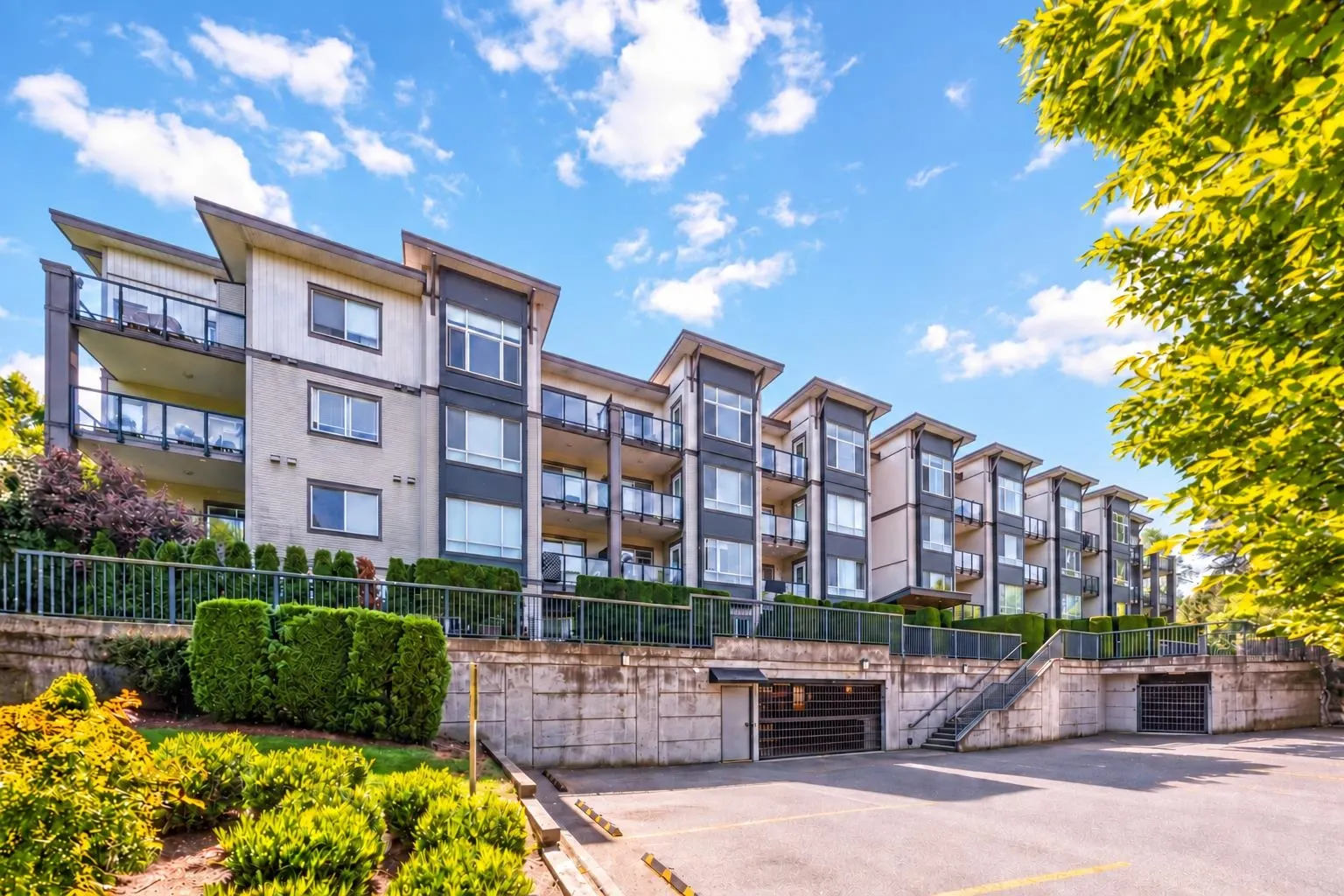 2943 Nelson Place #307