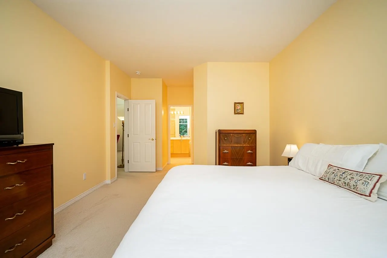 2533 152 Street #87