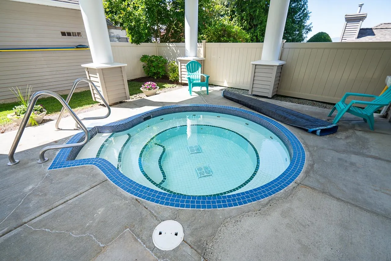 2533 152 Street #87