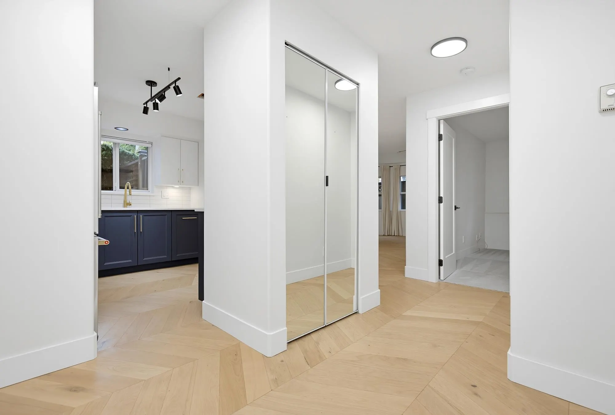 20556 113 Avenue #105
