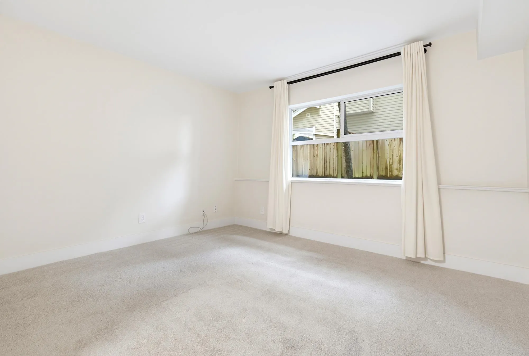 20556 113 Avenue #105