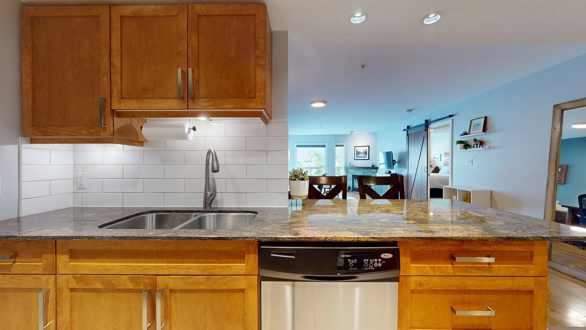 1212 Main Street #213