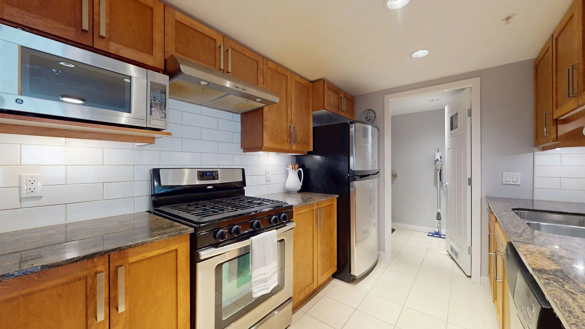 1212 Main Street #213