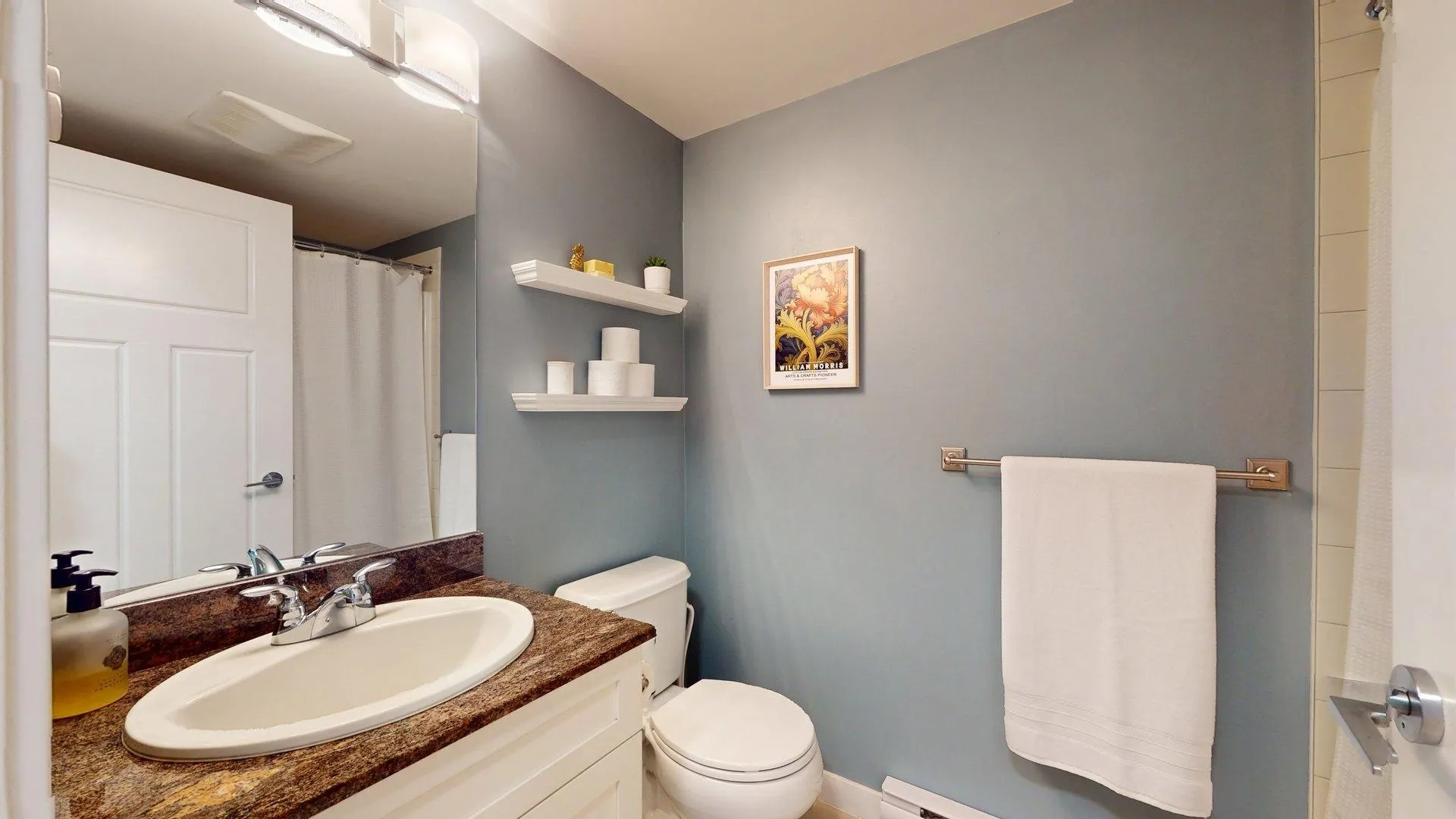 1212 Main Street #213