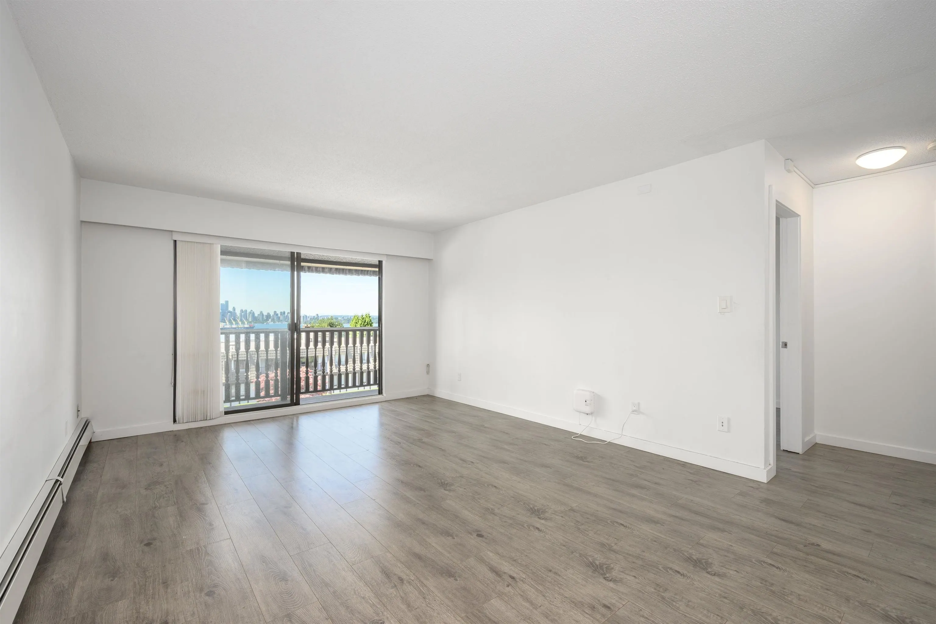 310 W 3rd Street #305