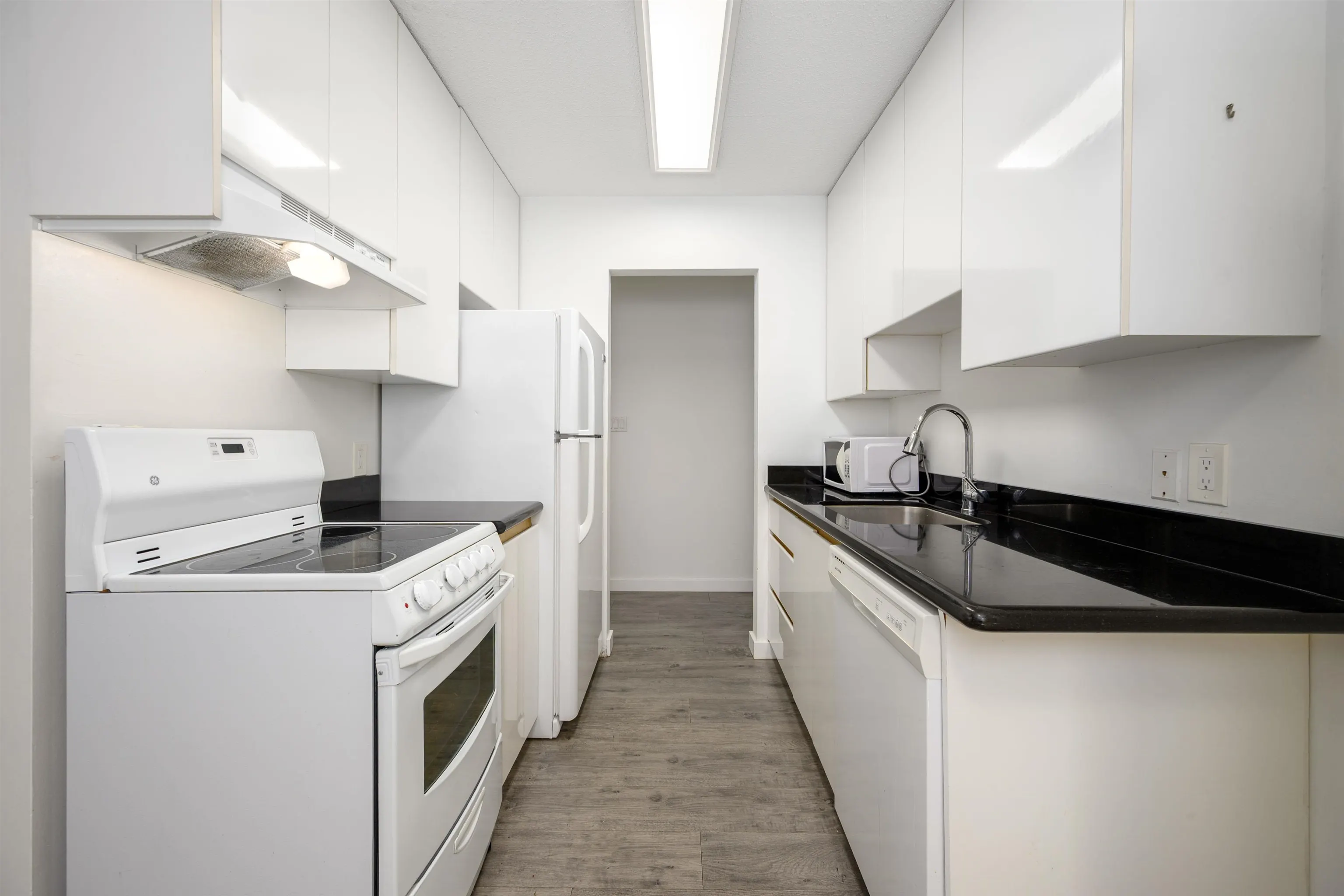 310 W 3rd Street #305