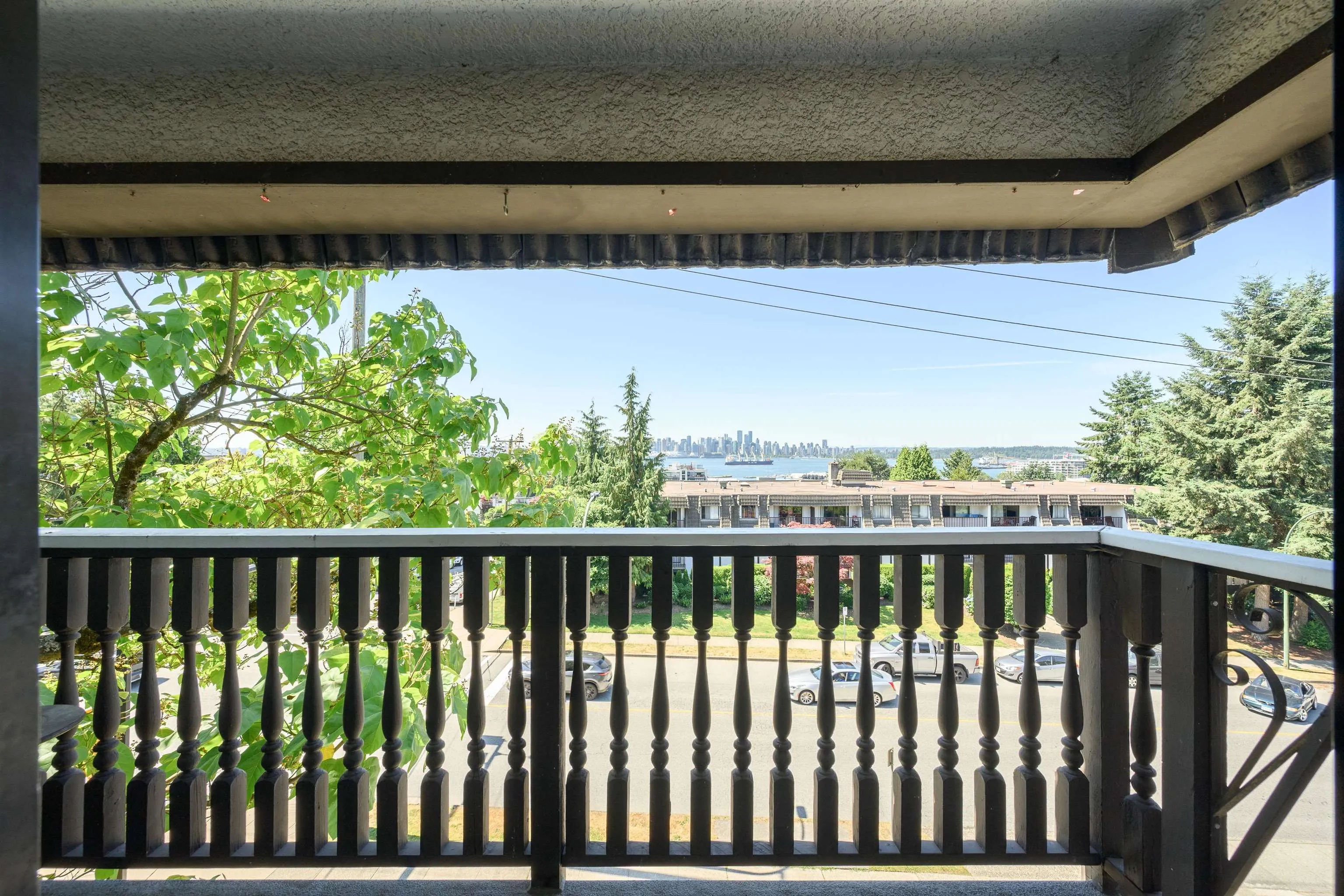 310 W 3rd Street #305