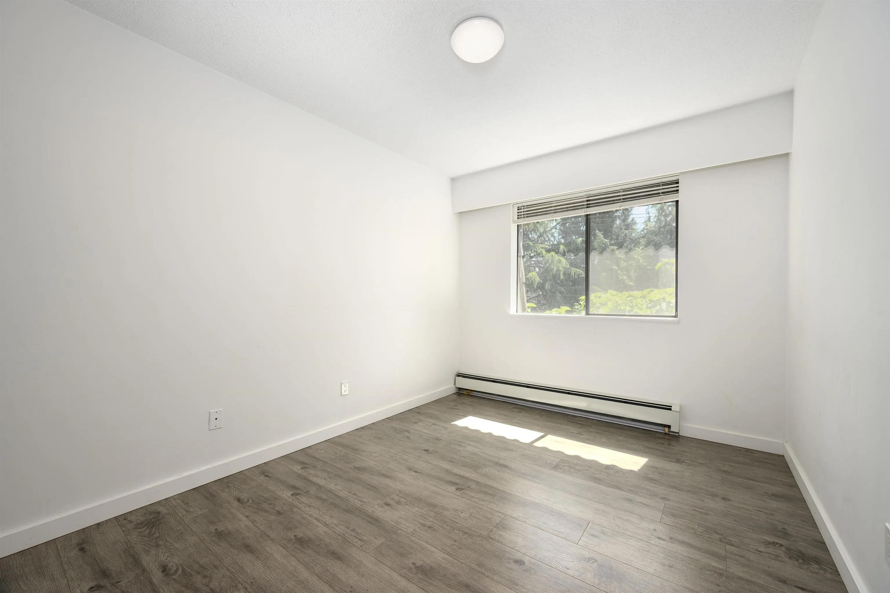 310 W 3rd Street #305
