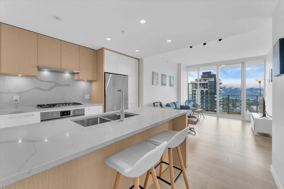 567 Clarke Road #3305