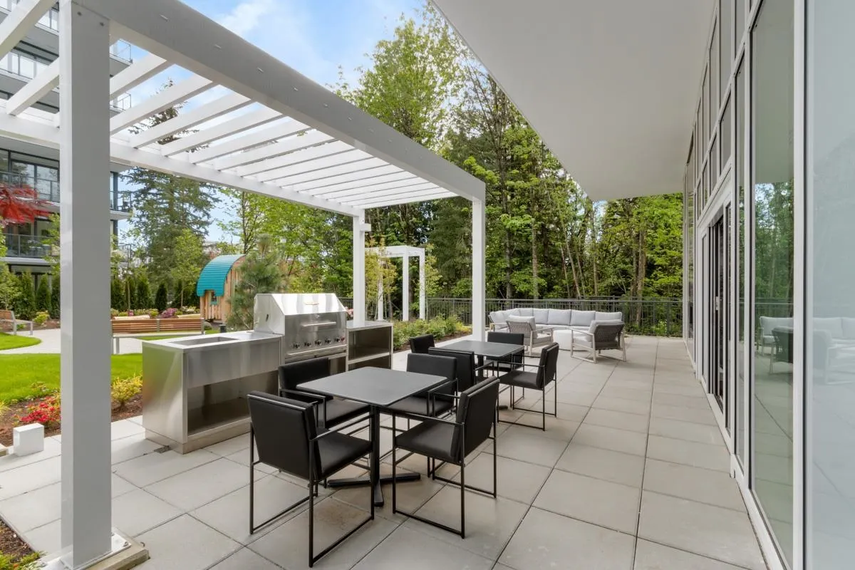 585 Austin Avenue #1702