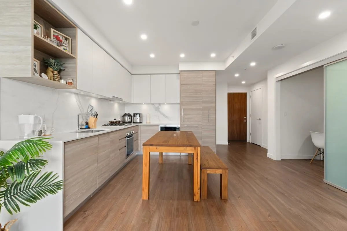 585 Austin Avenue #1702