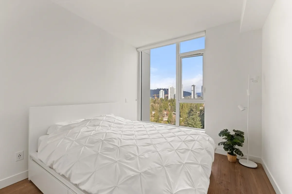 585 Austin Avenue #1702