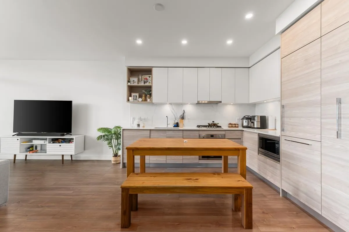 585 Austin Avenue #1702