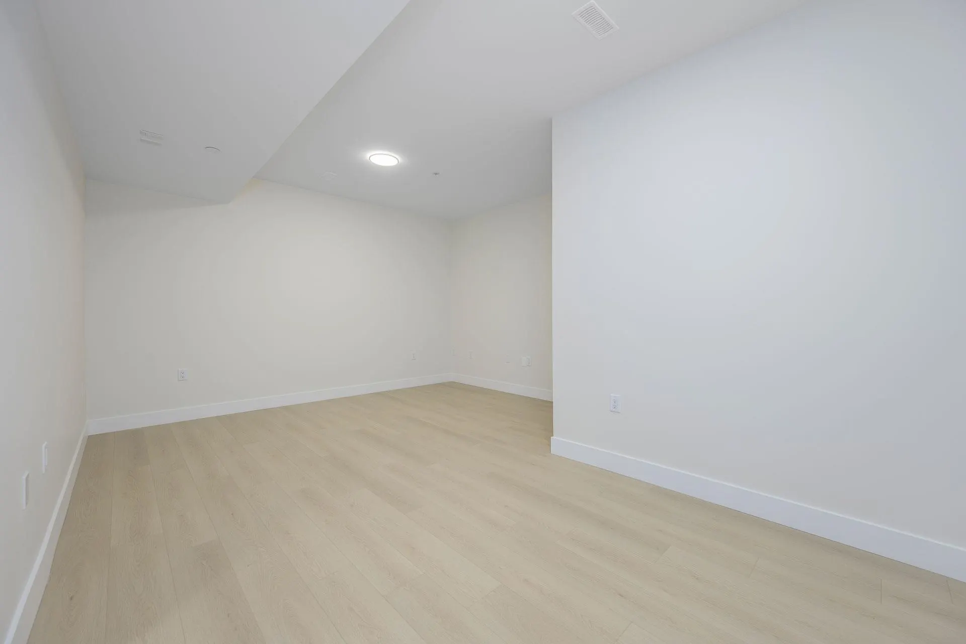 23349 Cross Road