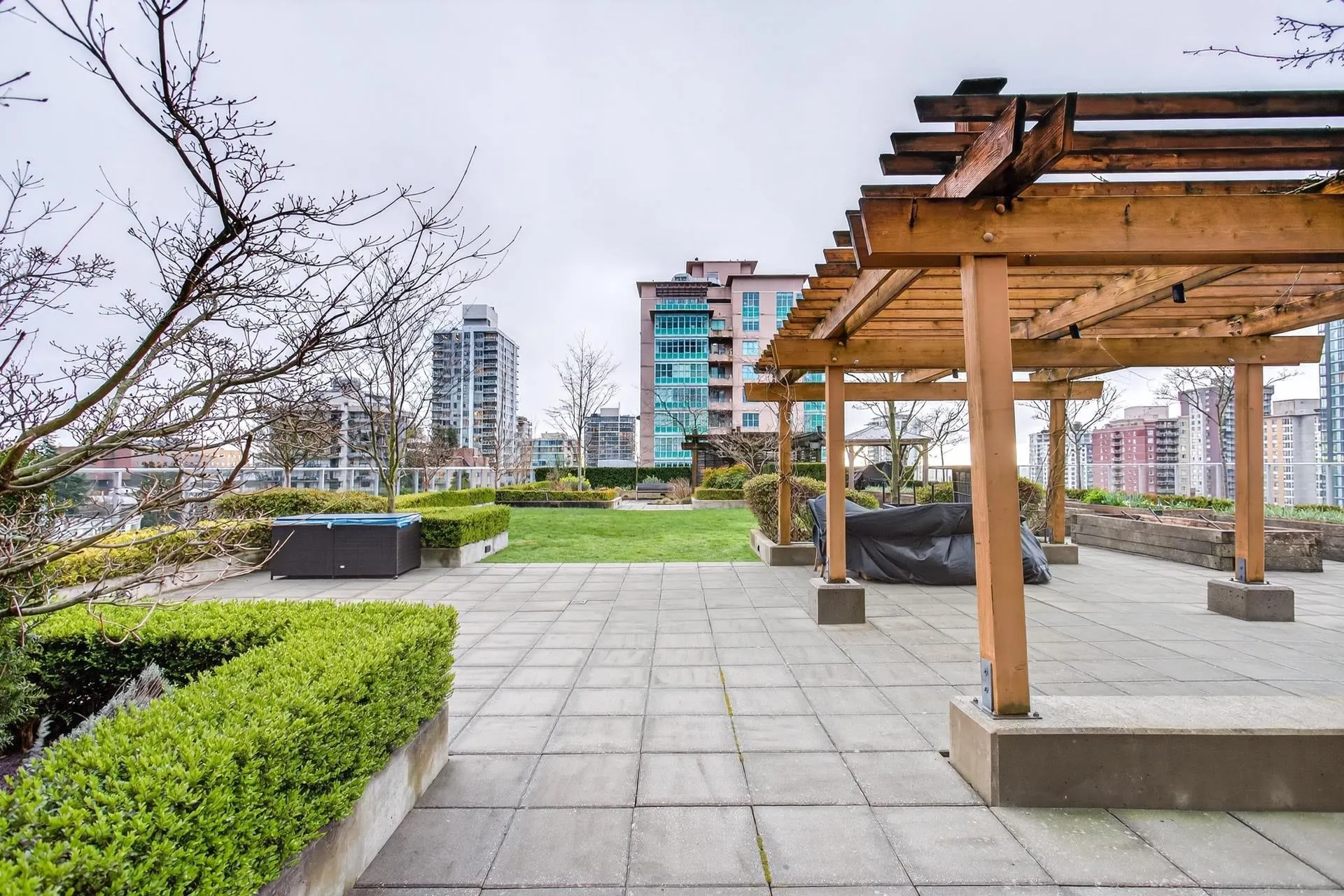 135 E 17 Street #413