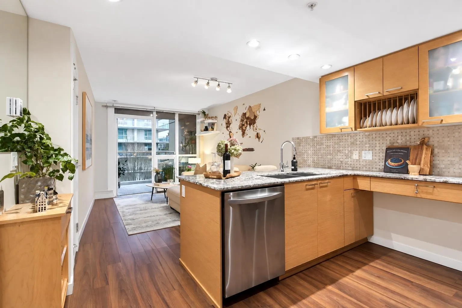135 E 17 Street #413