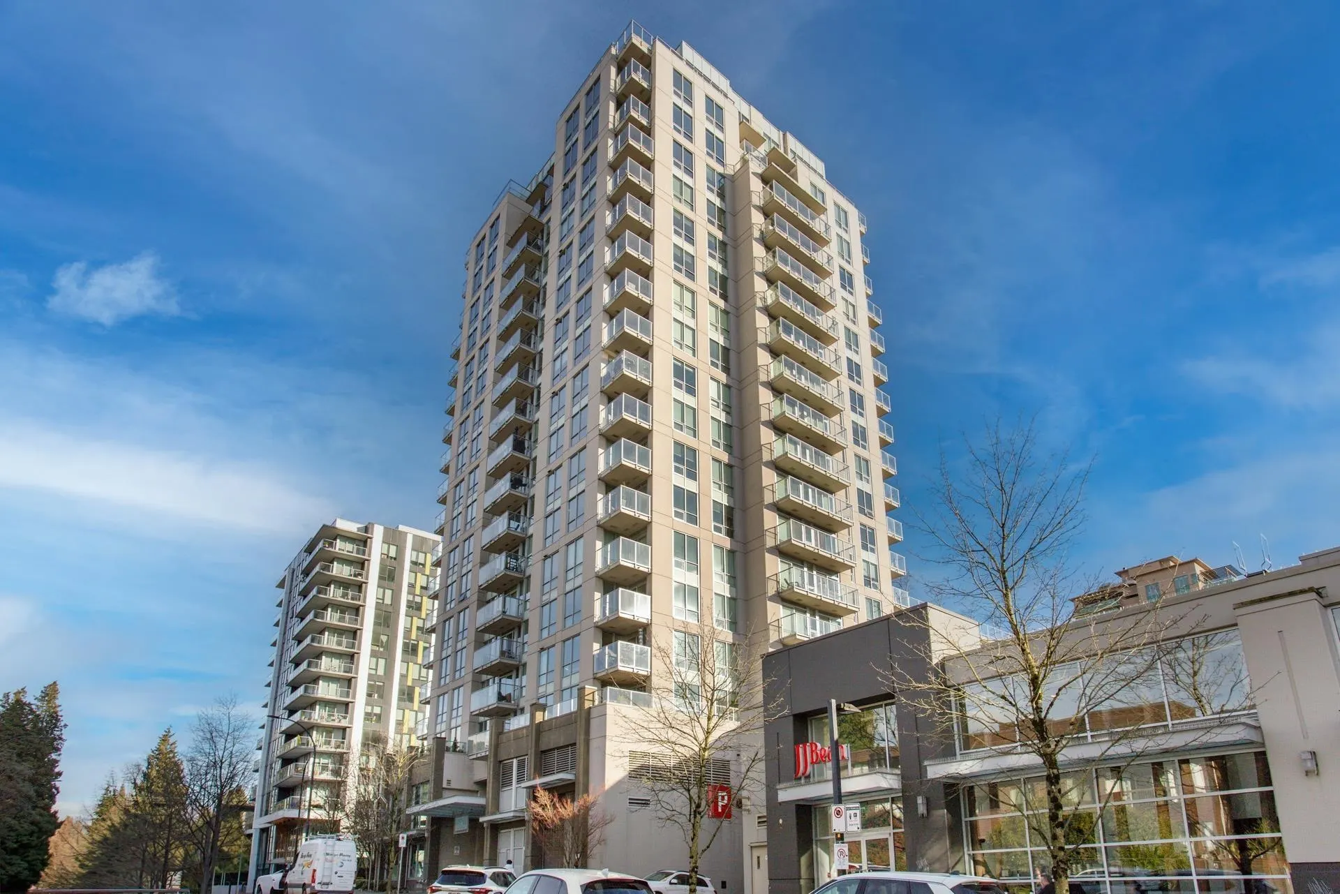 135 E 17 Street #413