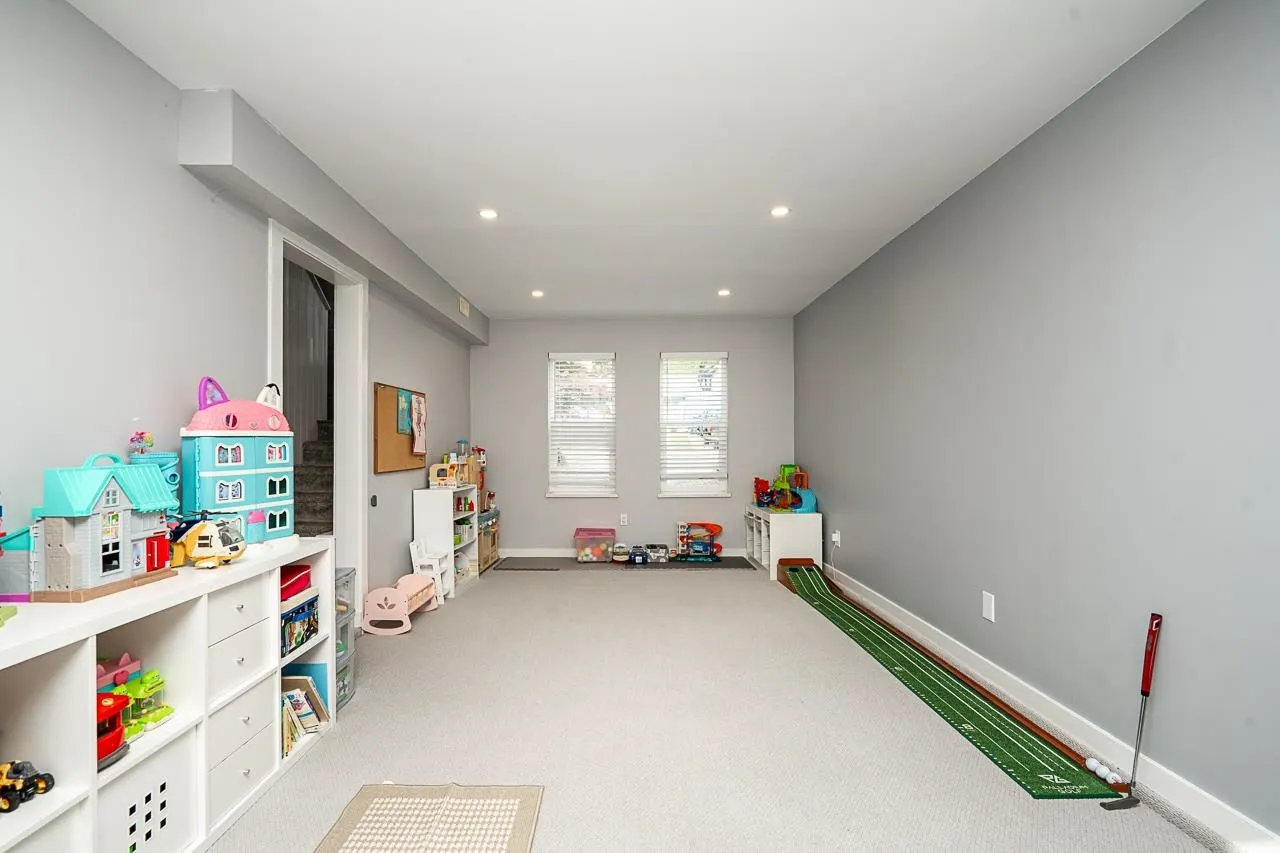32646 Antelope Avenue