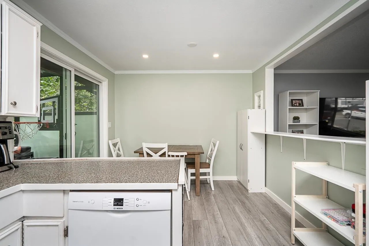 32646 Antelope Avenue