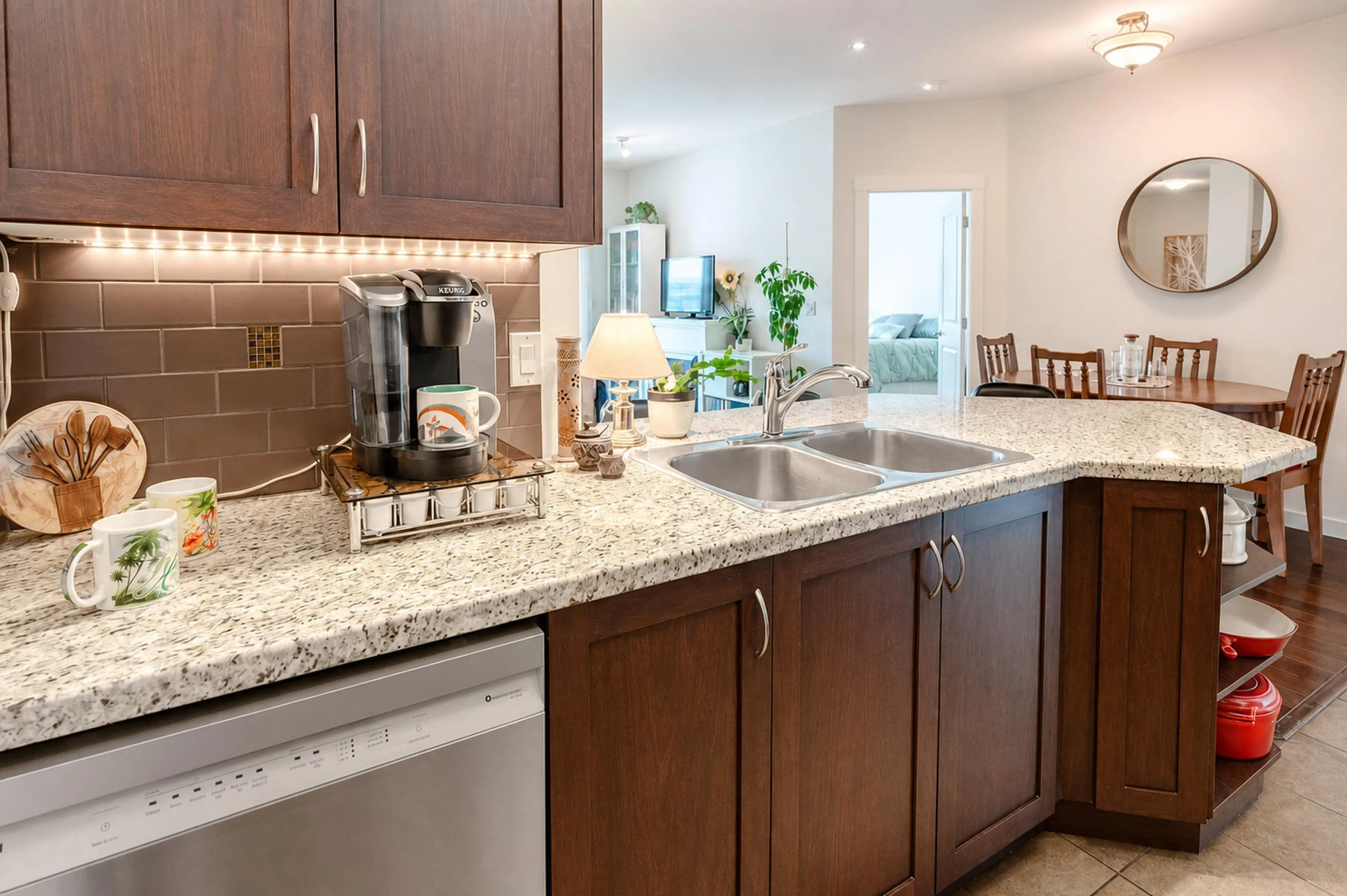 2336 Whyte Avenue #310