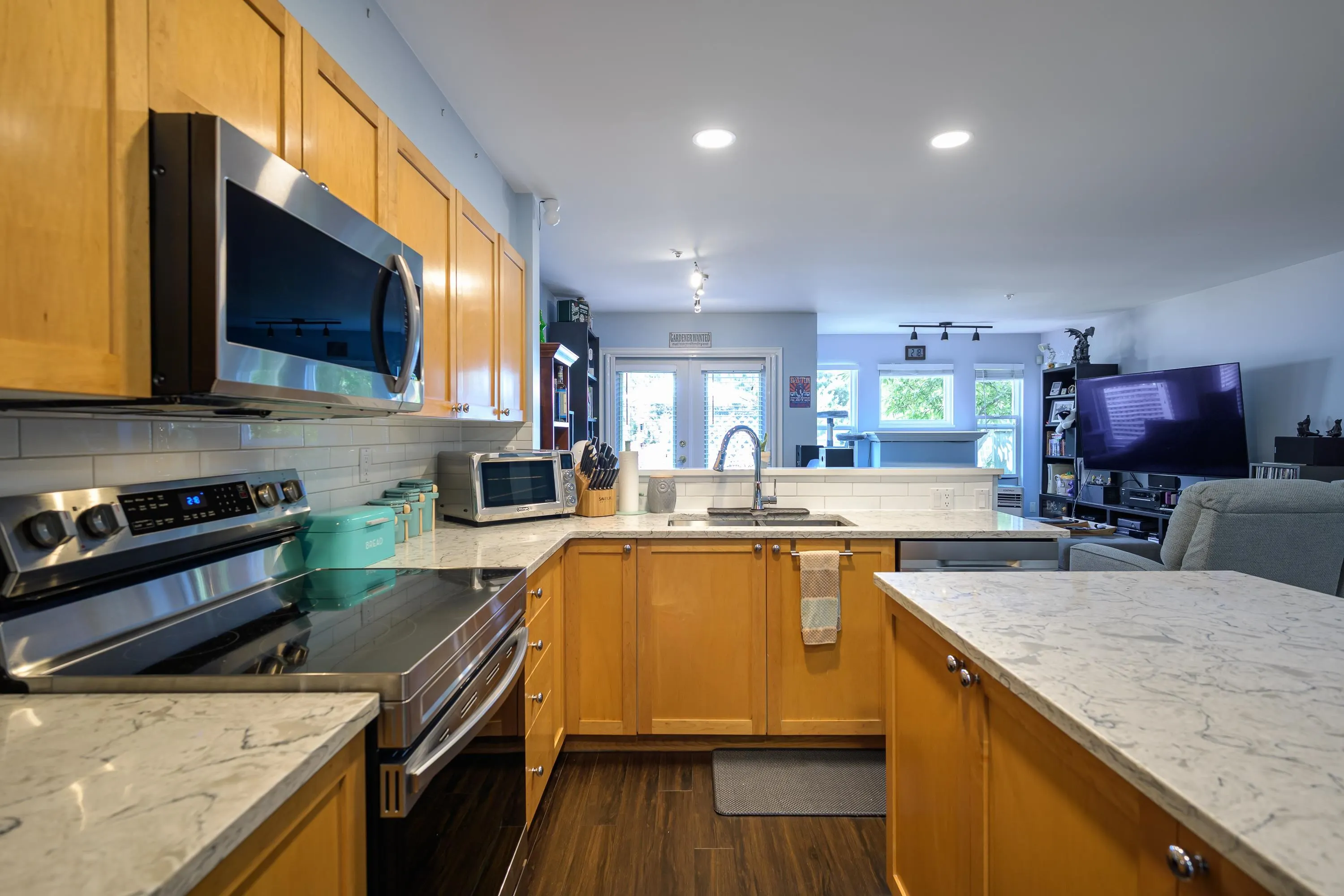 1700 56 Street #38