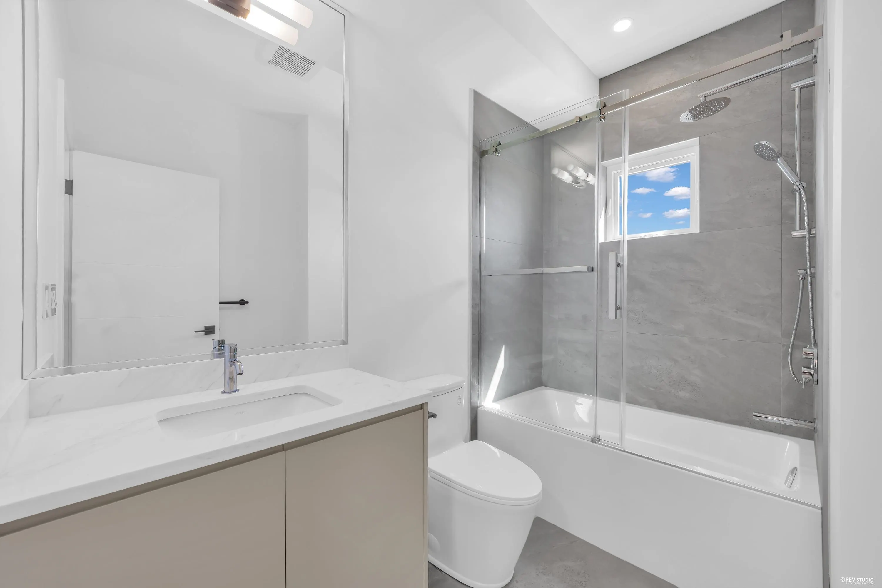 3800 Pender Street #1
