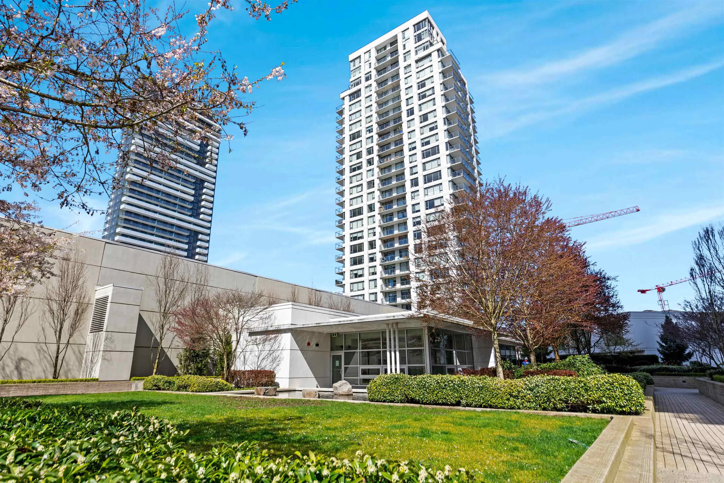 602 Como Lake Avenue #2501