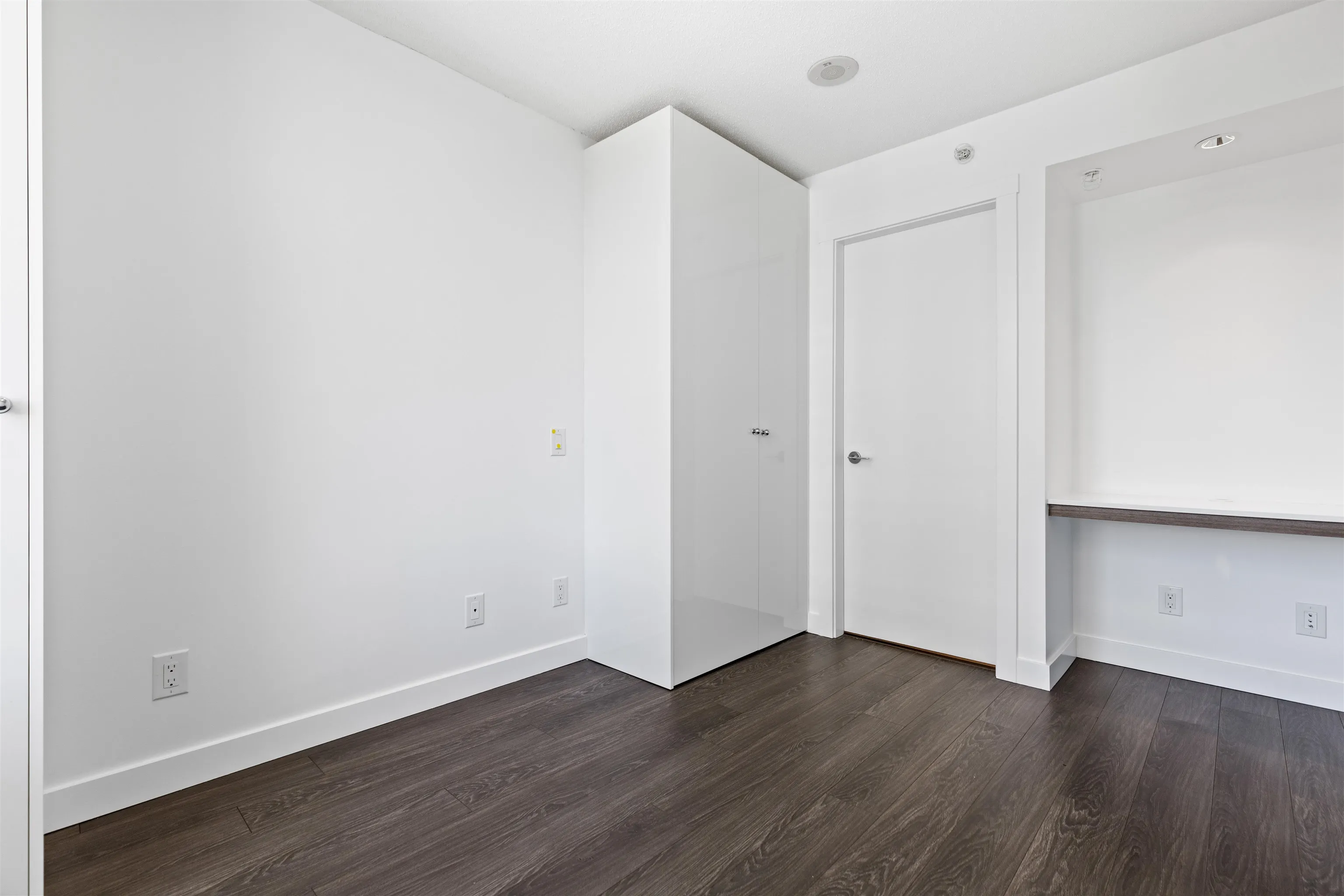 602 Como Lake Avenue #2501