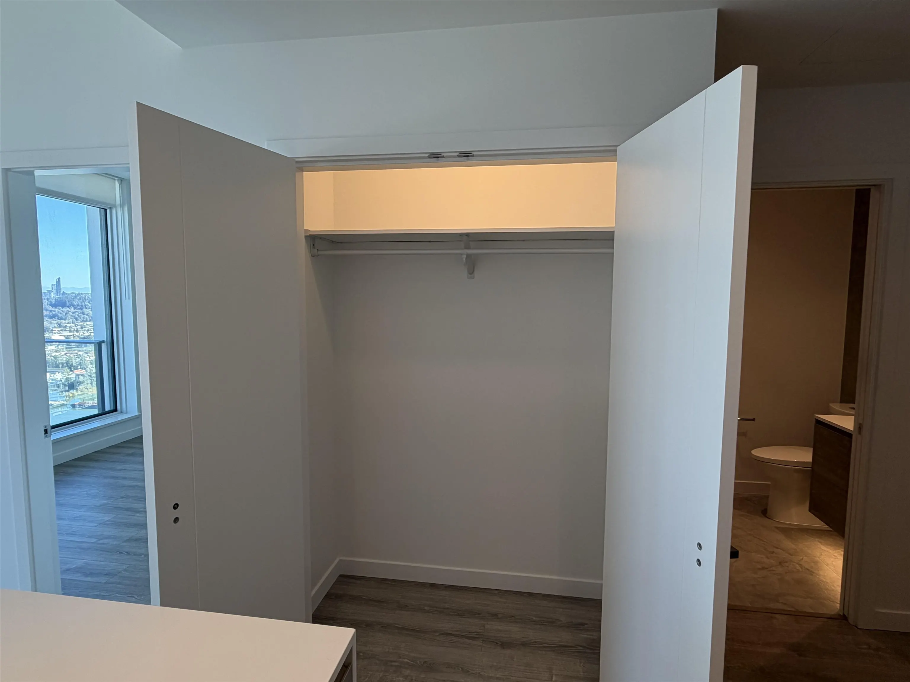 680 Quayside Drive #3005