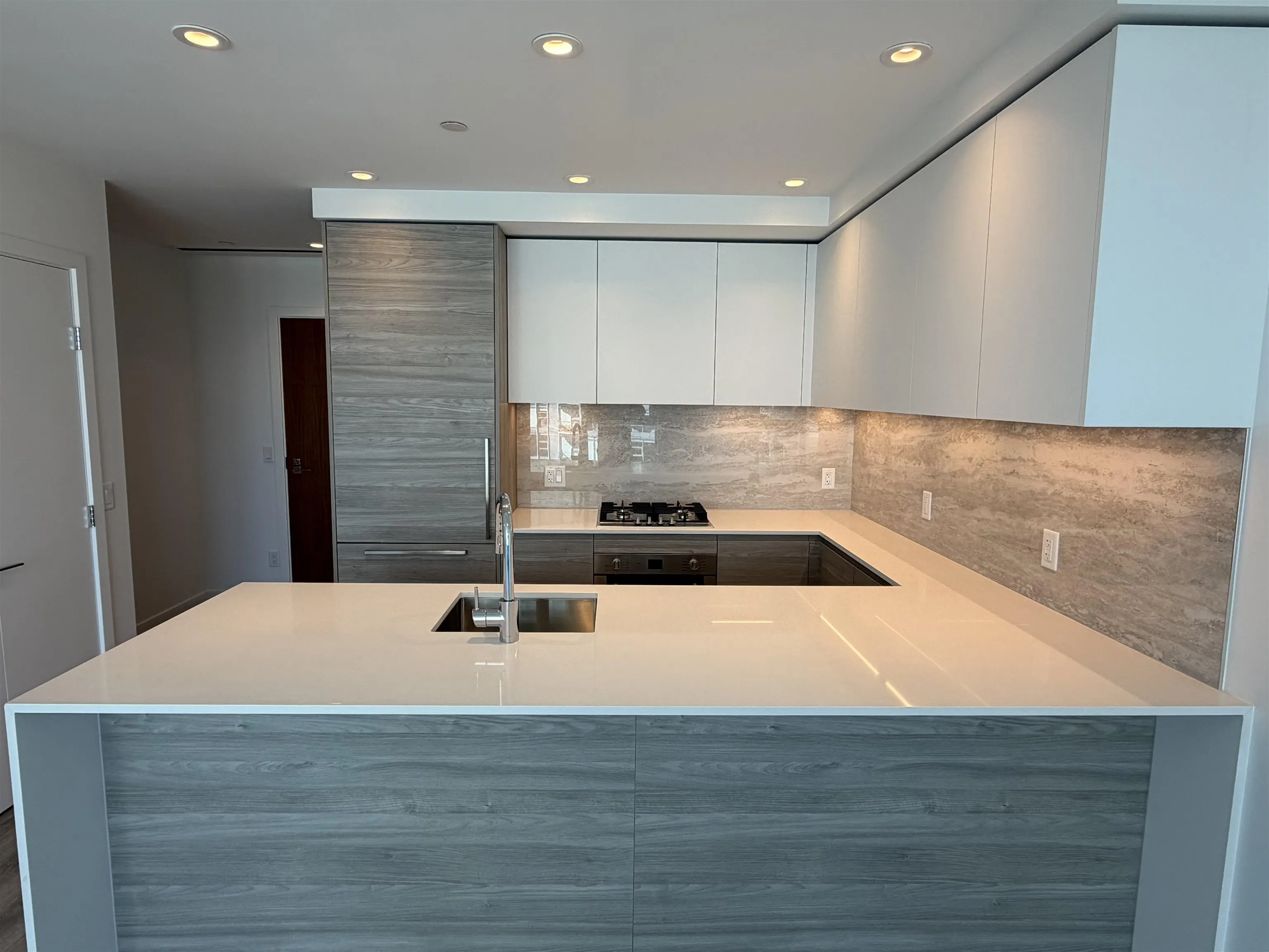 680 Quayside Drive #3005