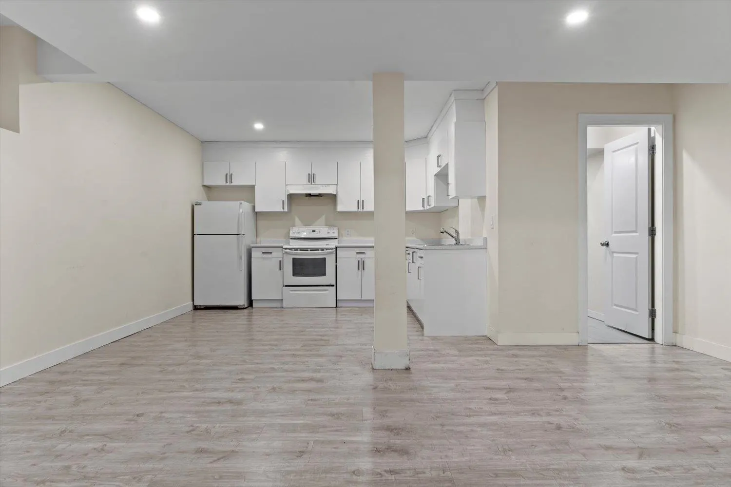 2833 Gardner Place