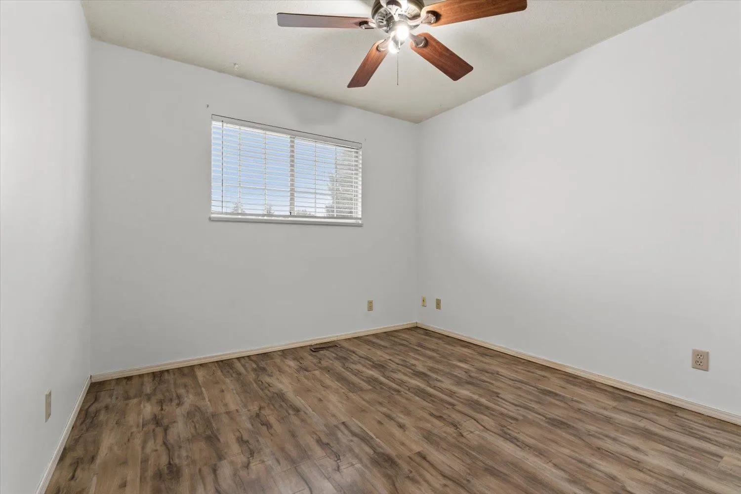 2833 Gardner Place