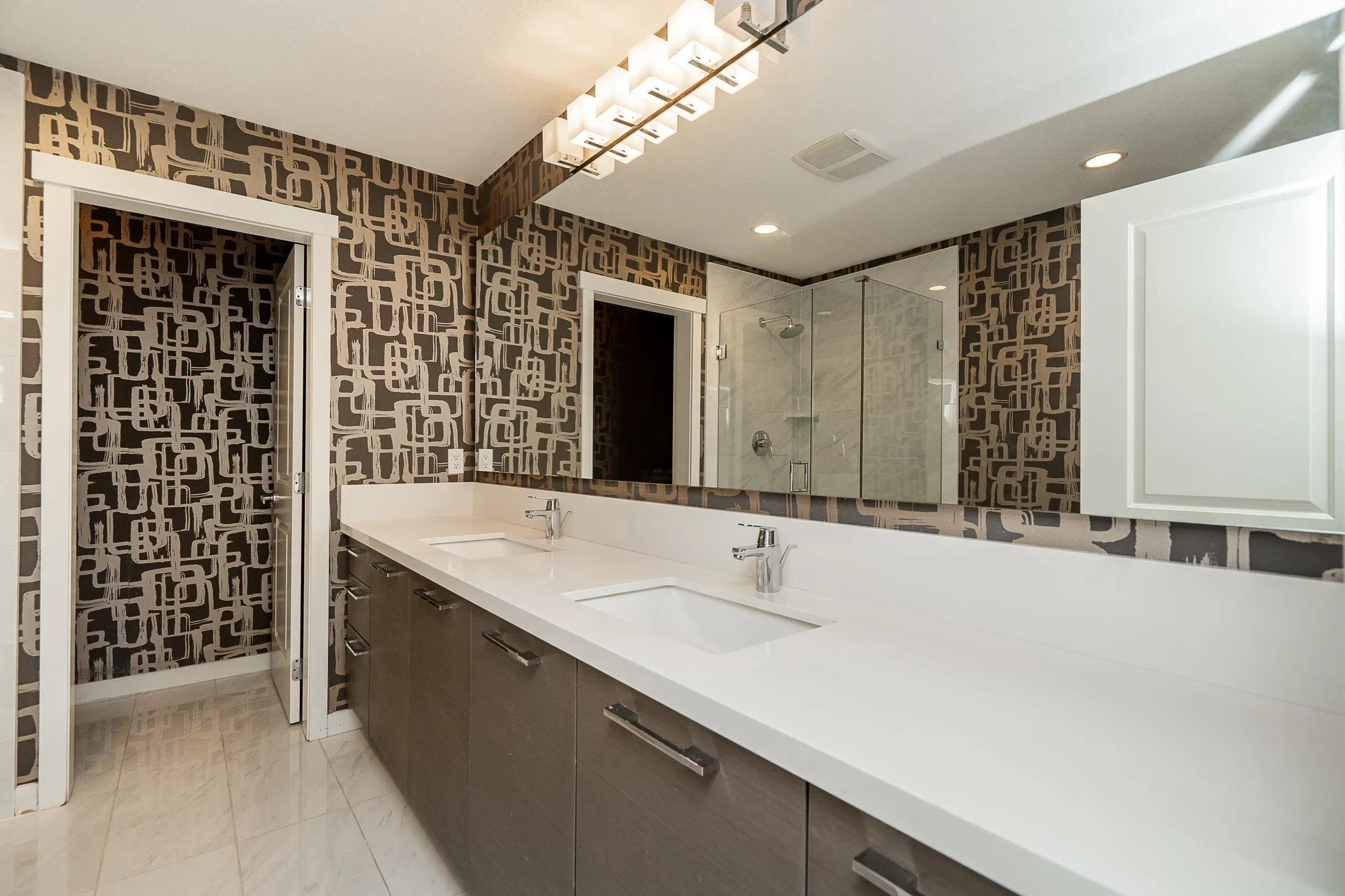 3400 Devonshire Avenue #10