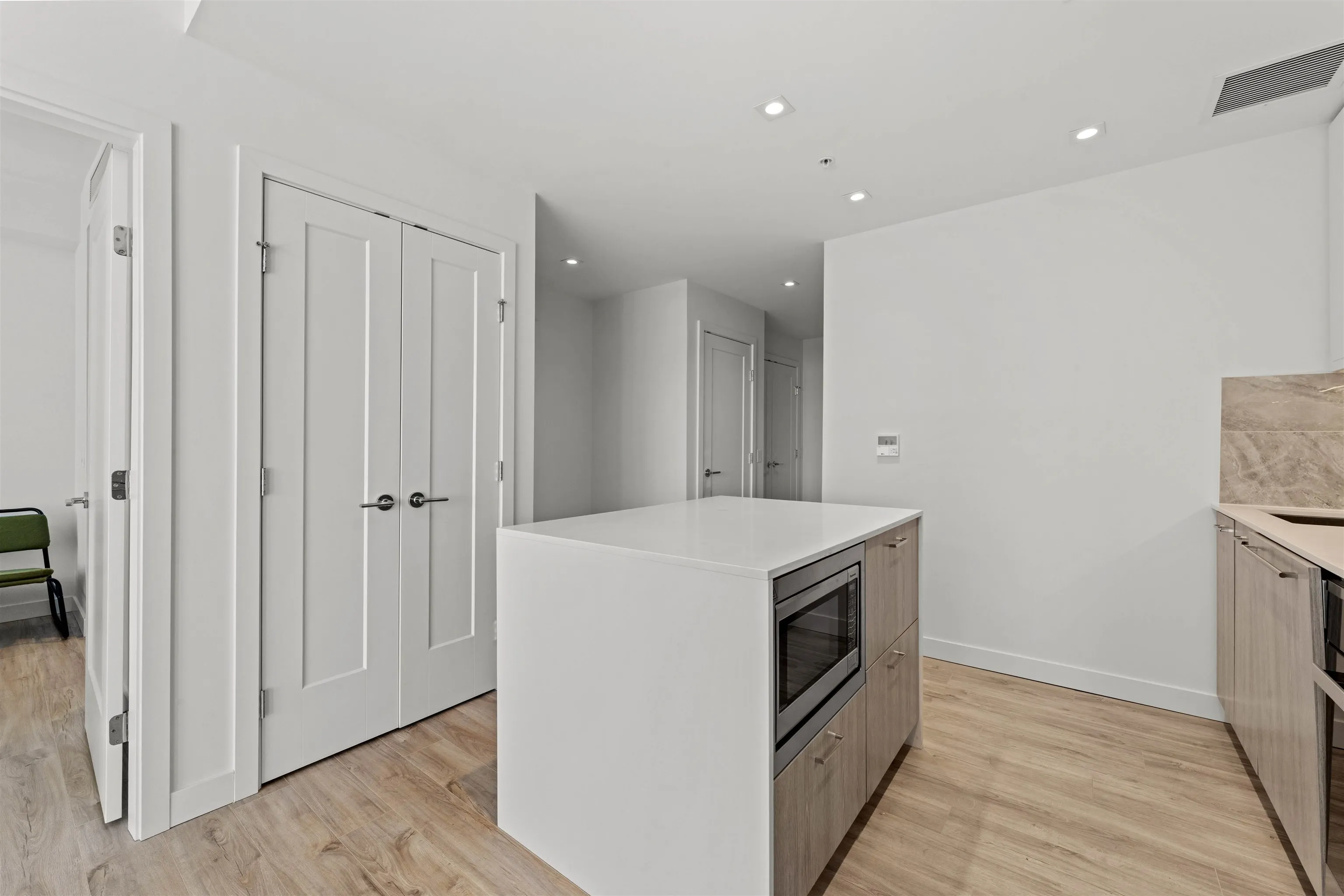 2288 Alpha Avenue #802