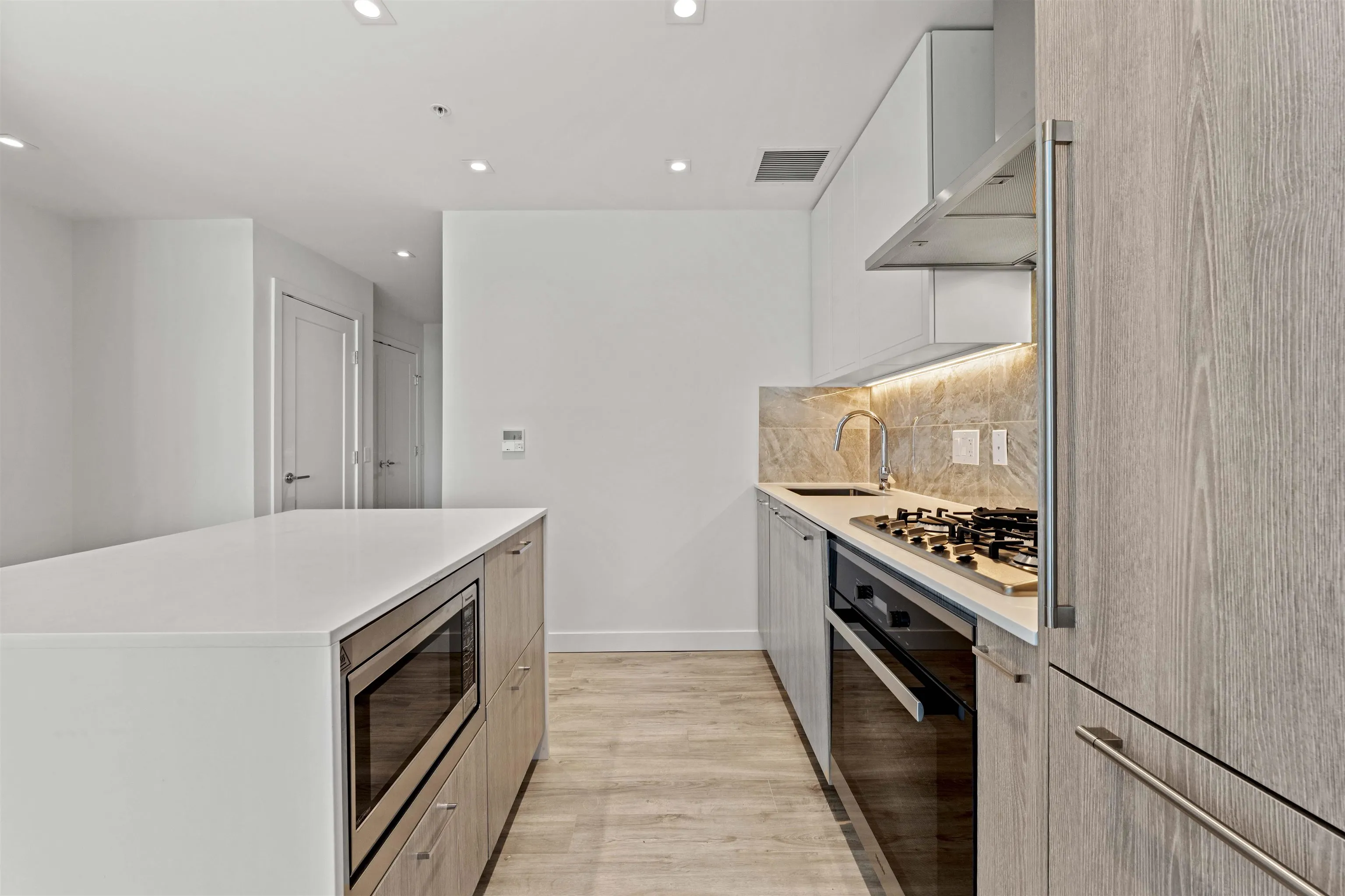 2288 Alpha Avenue #802