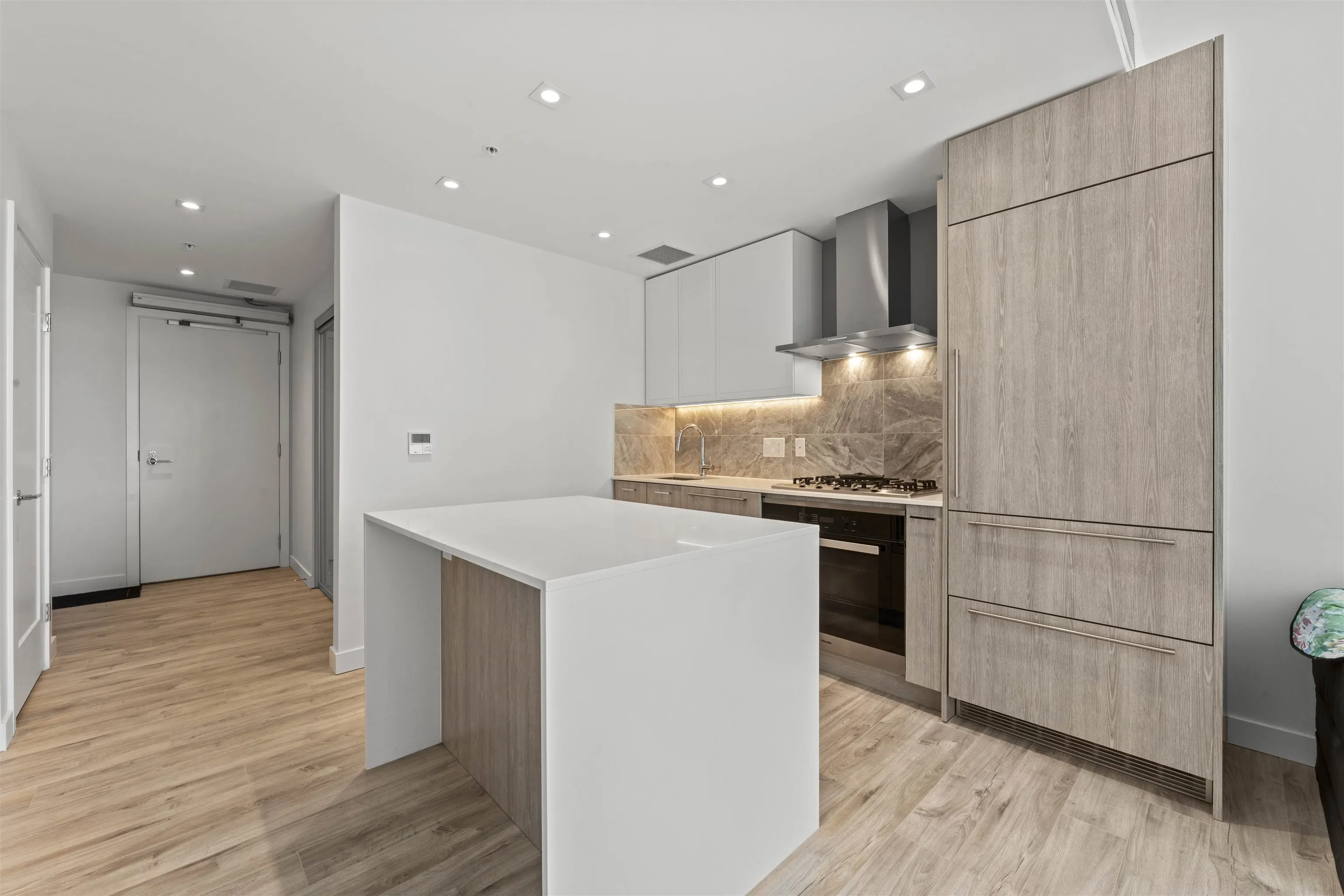 2288 Alpha Avenue #802