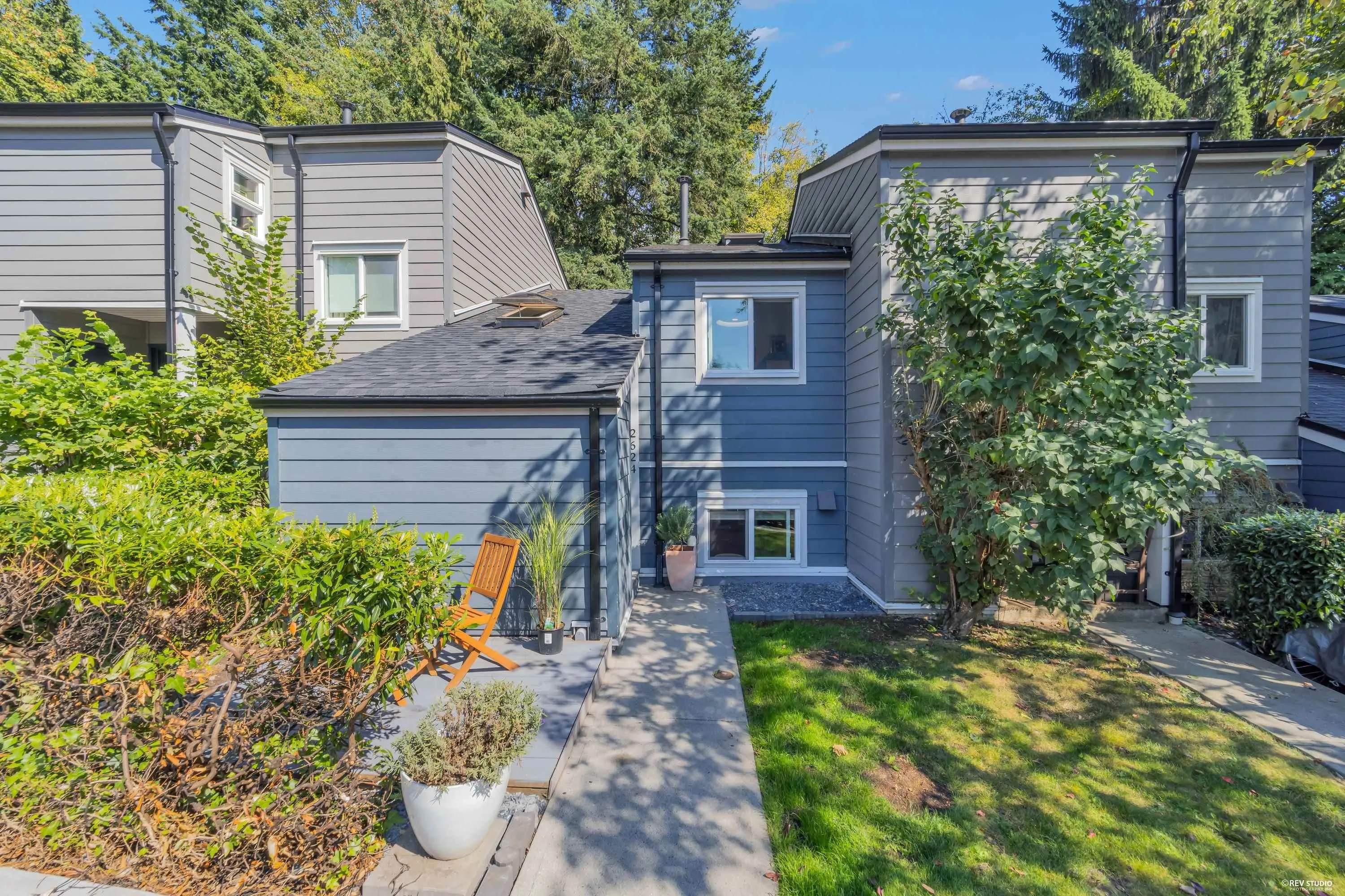 2624 Tretheway Drive