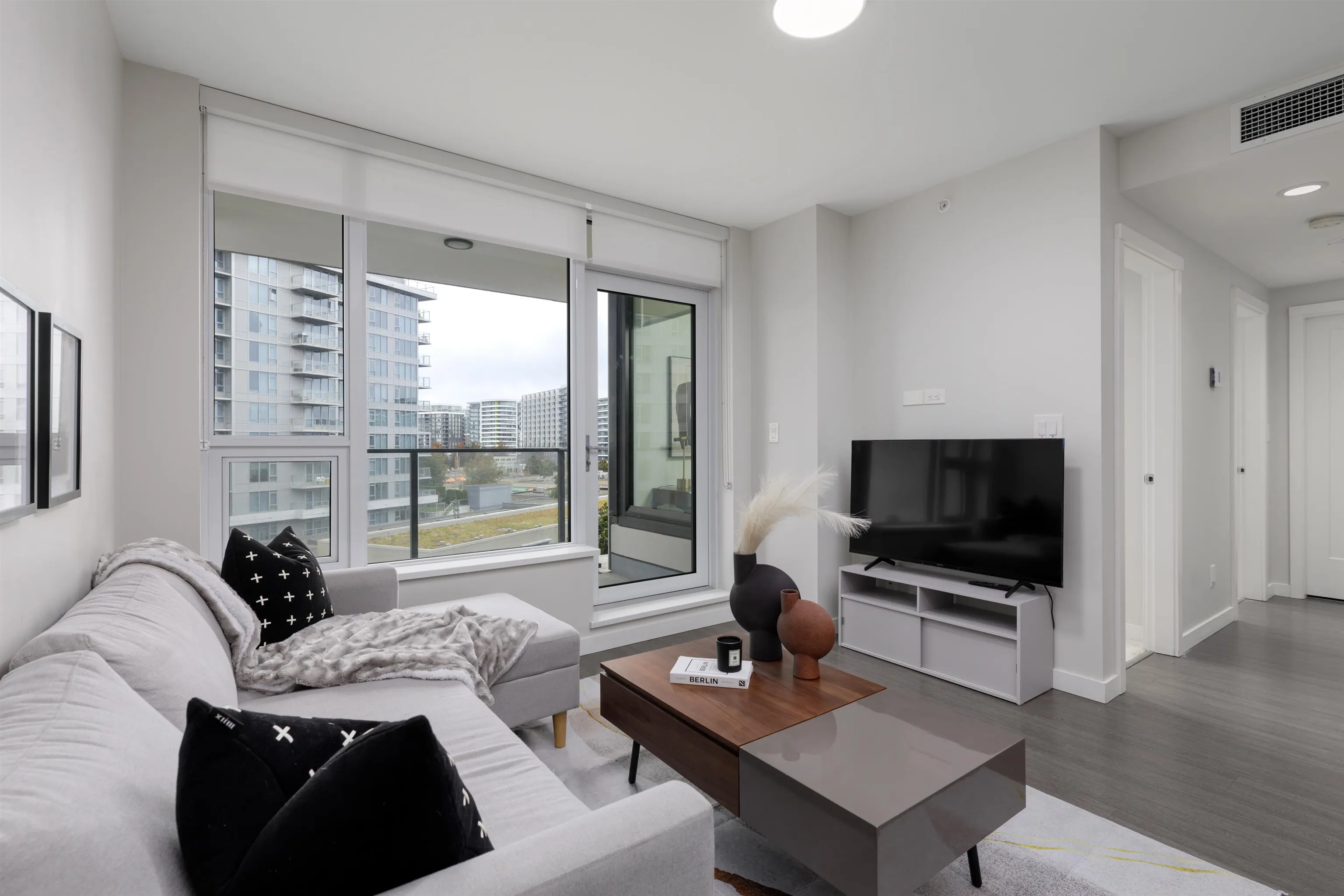 3699 Sexsmith Road #618