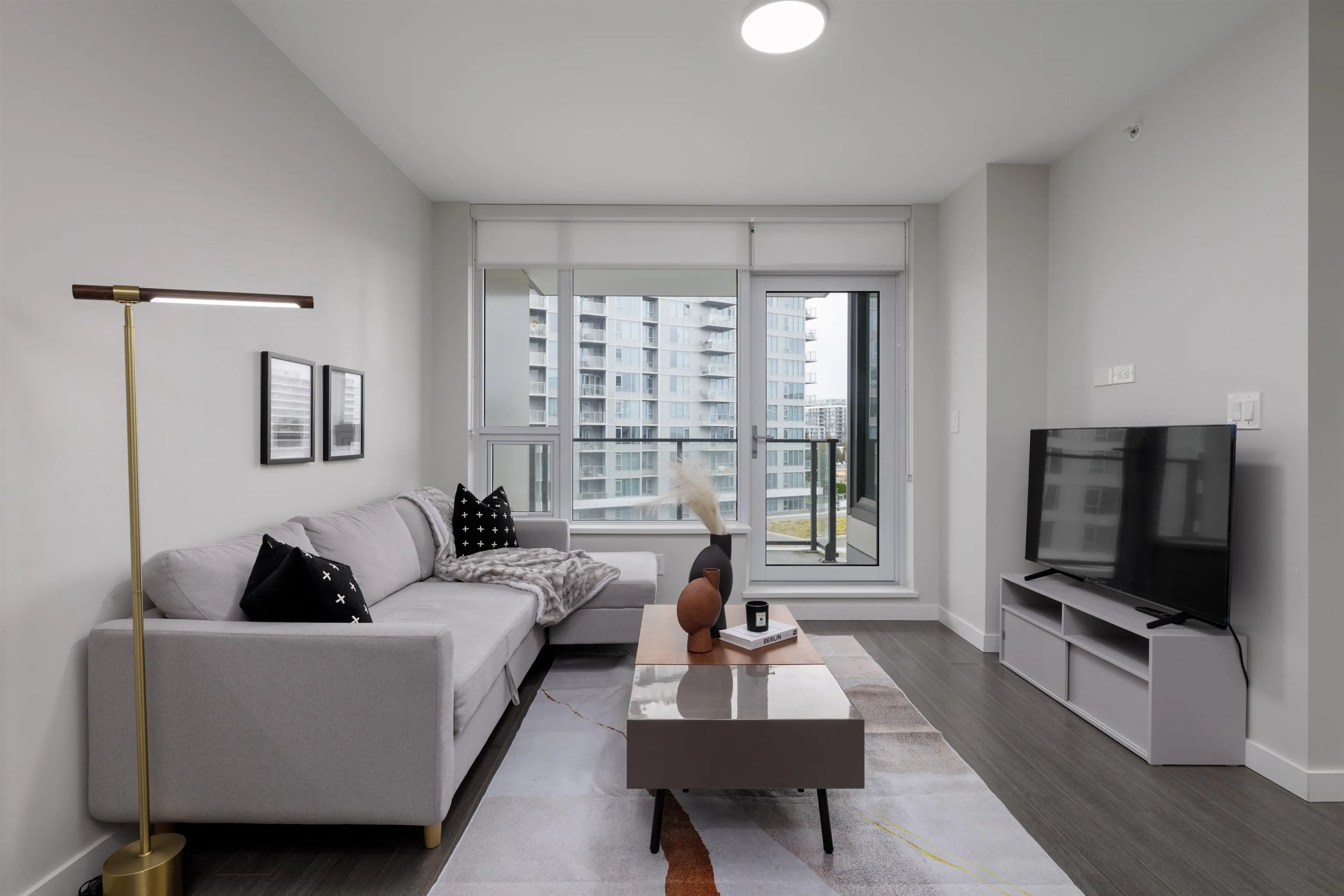 3699 Sexsmith Road #618