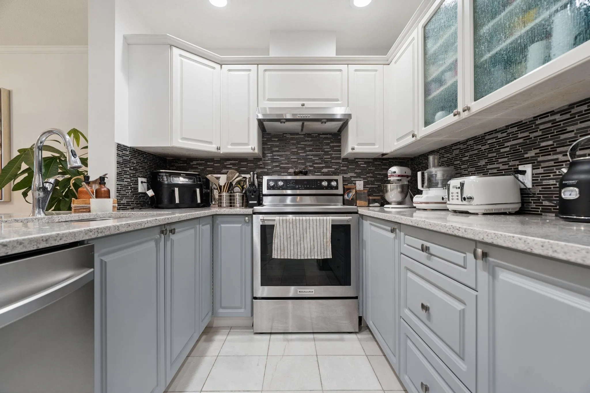 1500 Ostler Court #602