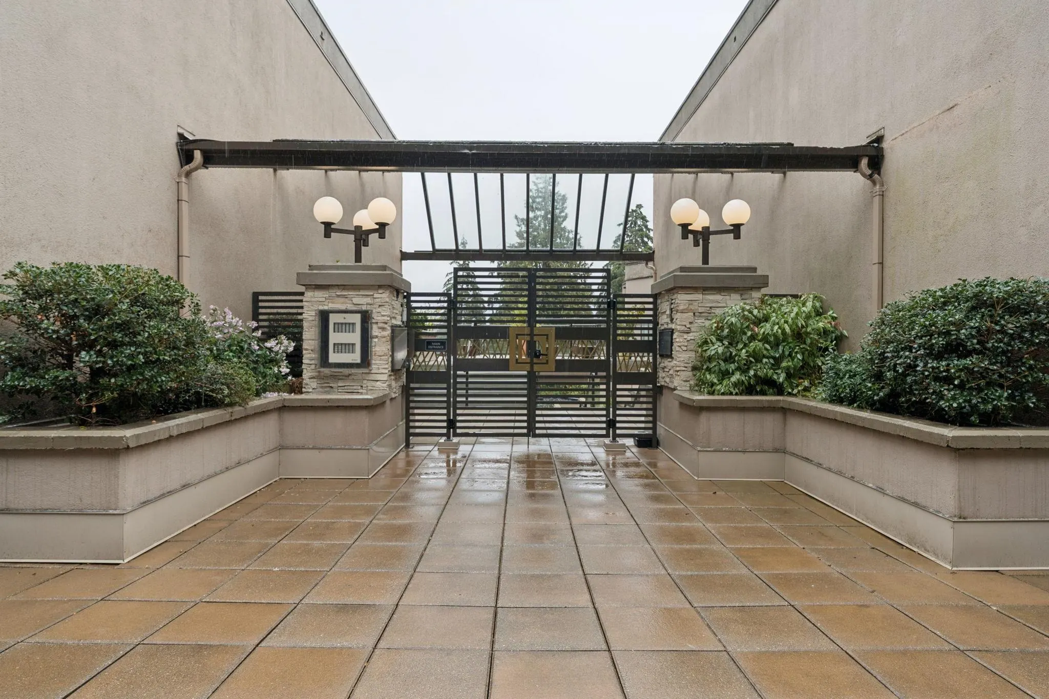 1500 Ostler Court #602