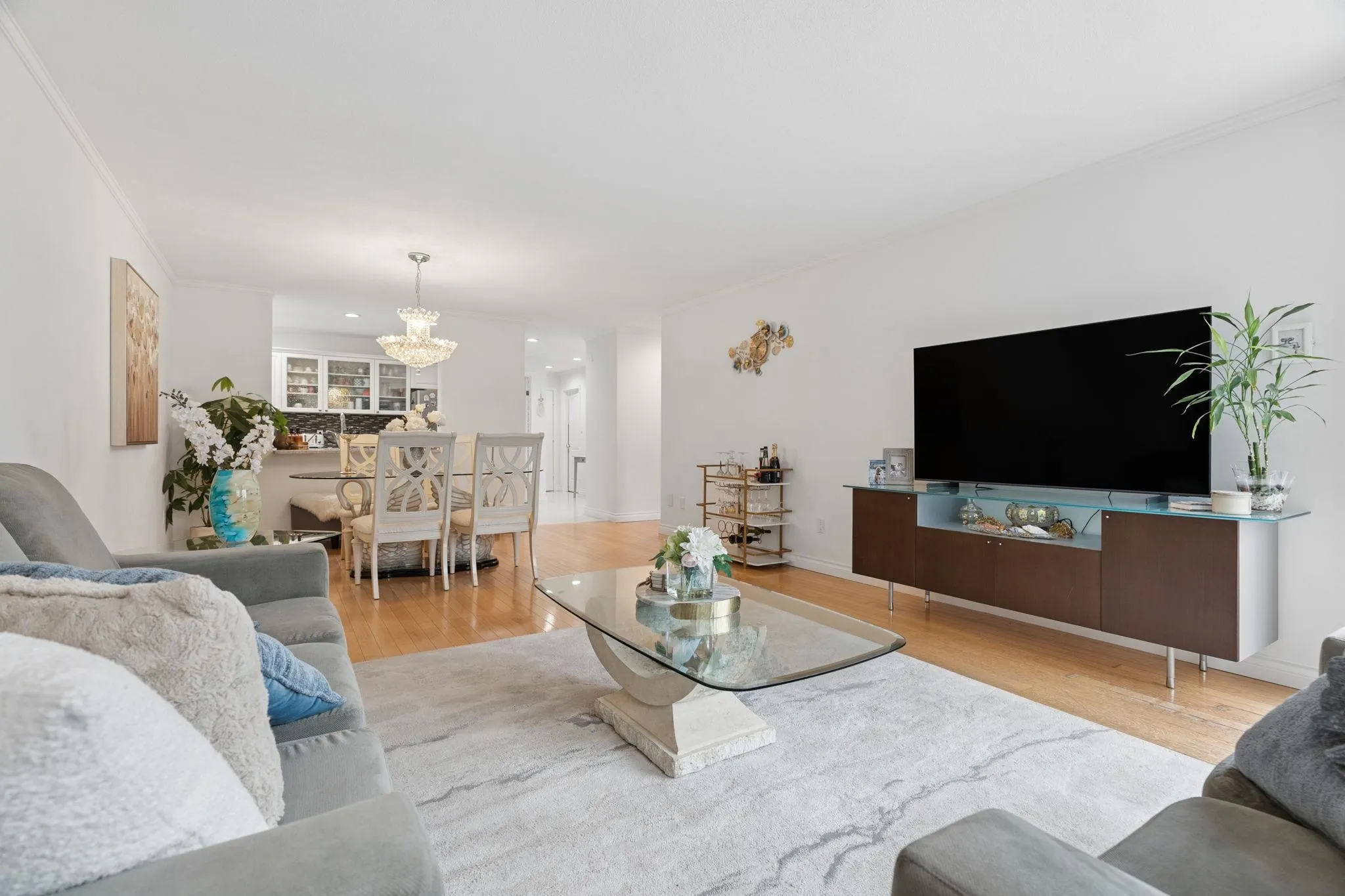 1500 Ostler Court #602