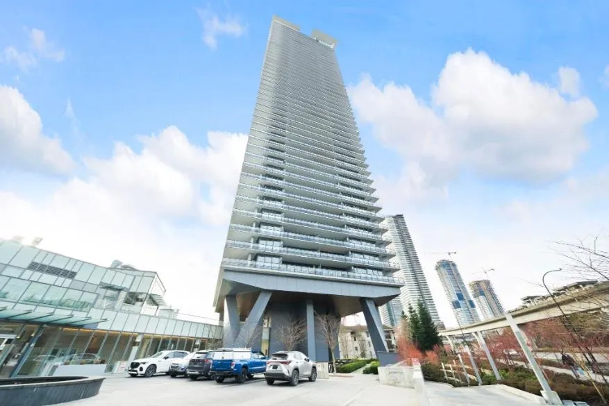 4730 Lougheed Highway #605