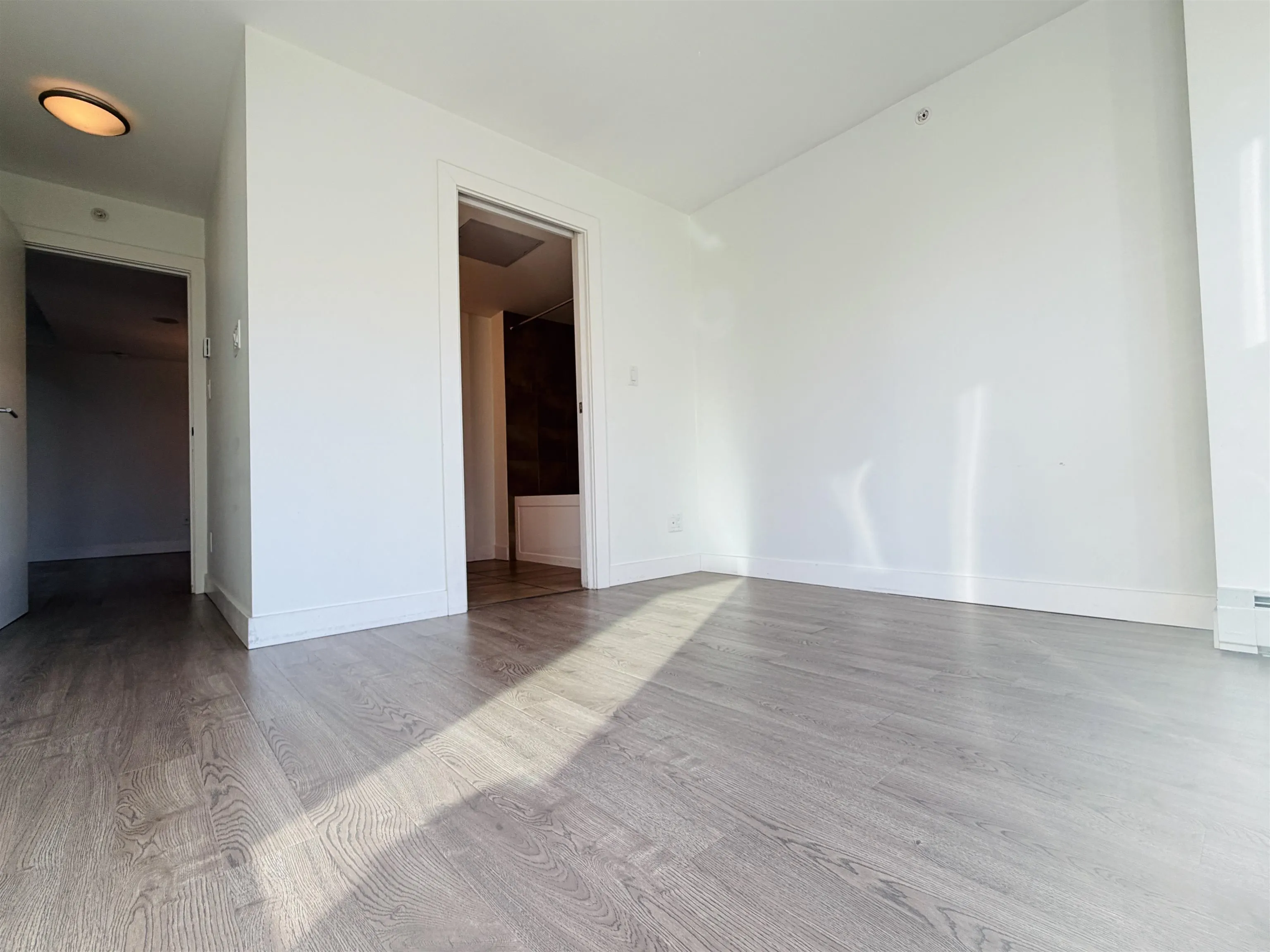 555 W 7th Avenue #603