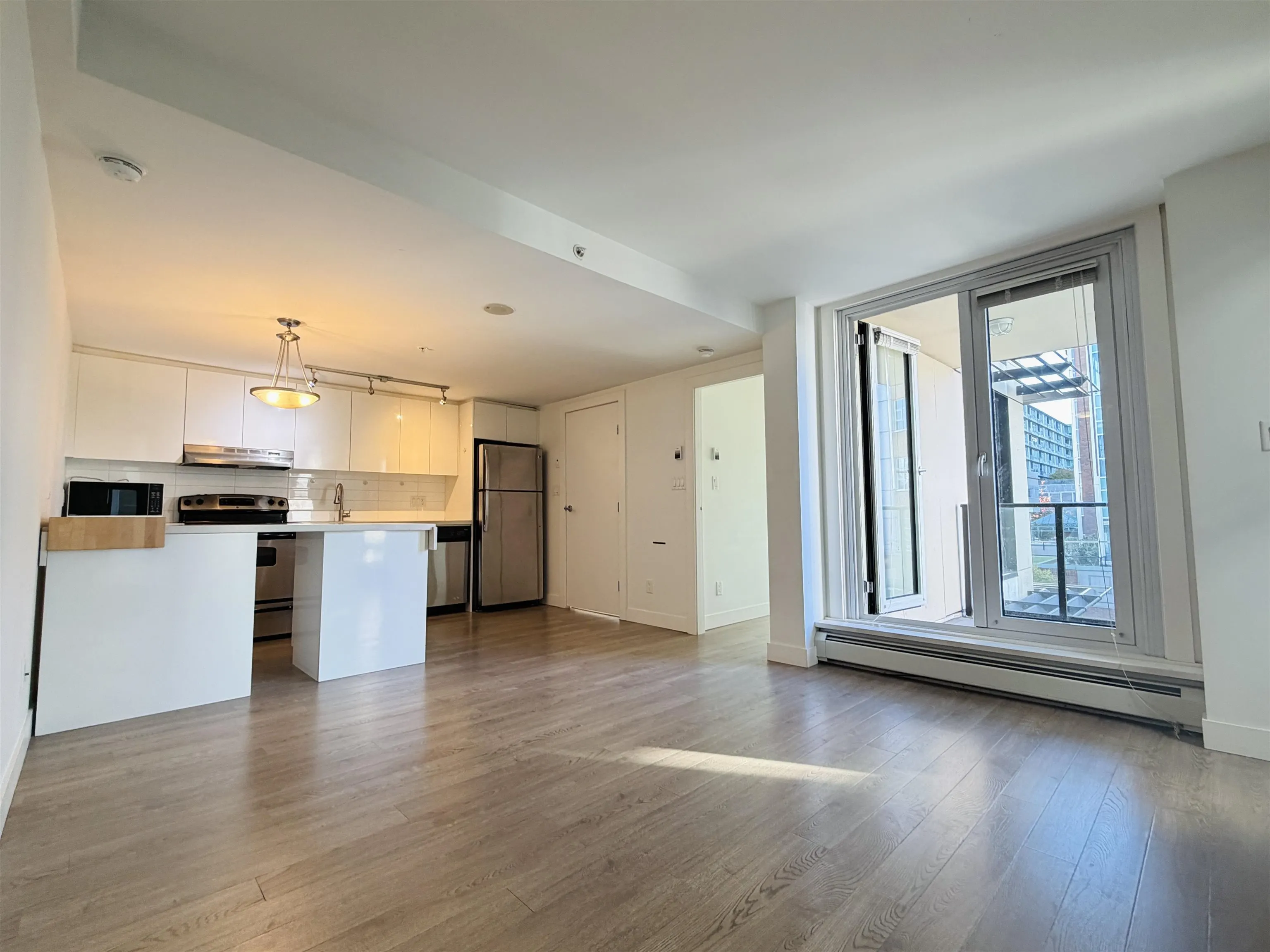 555 W 7th Avenue #603