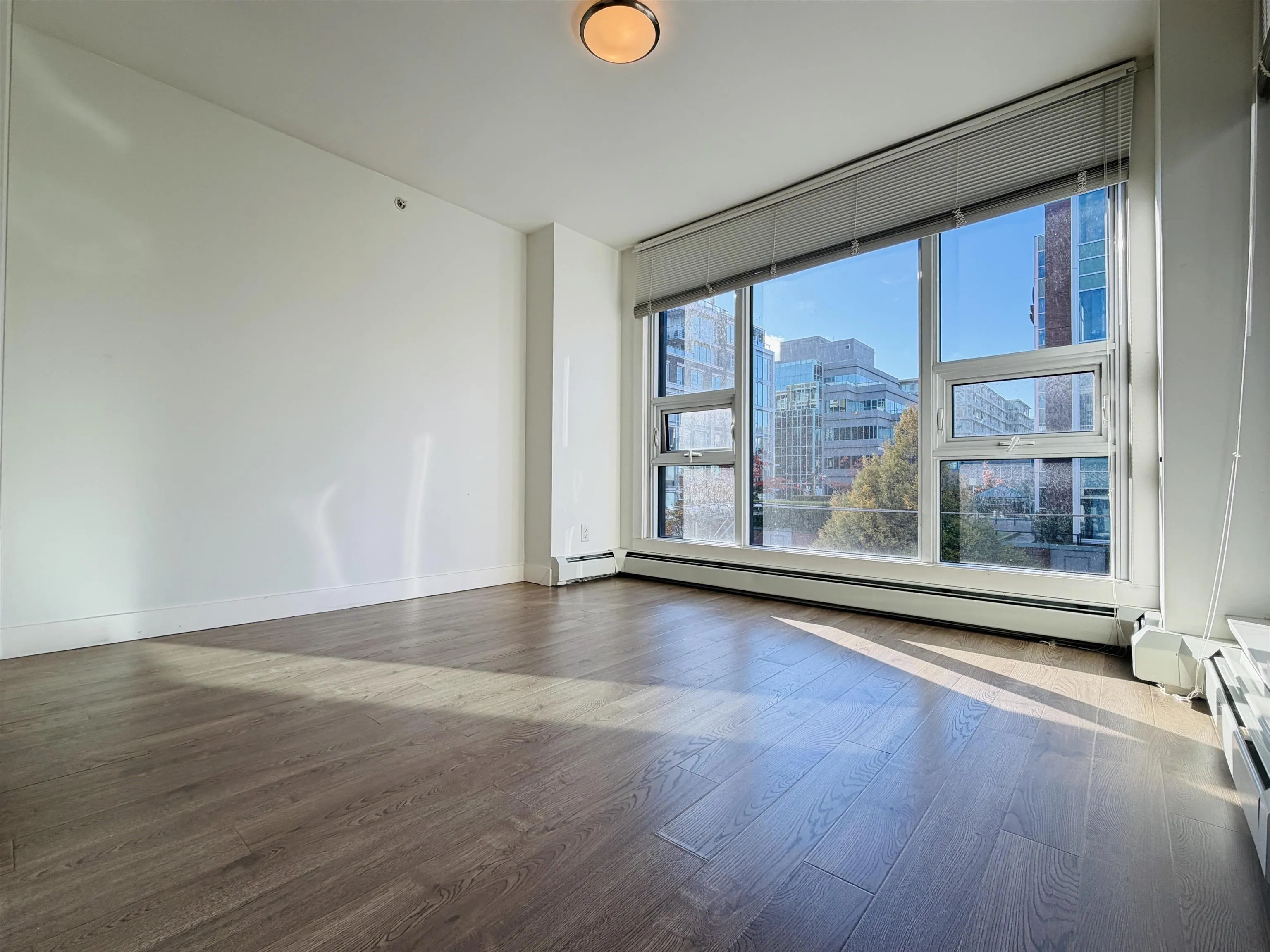 555 W 7th Avenue #603