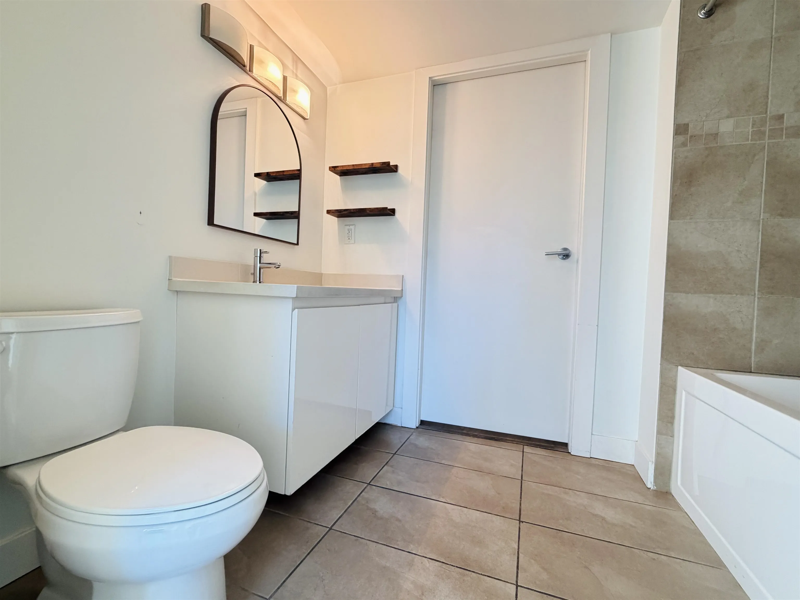 555 W 7th Avenue #603