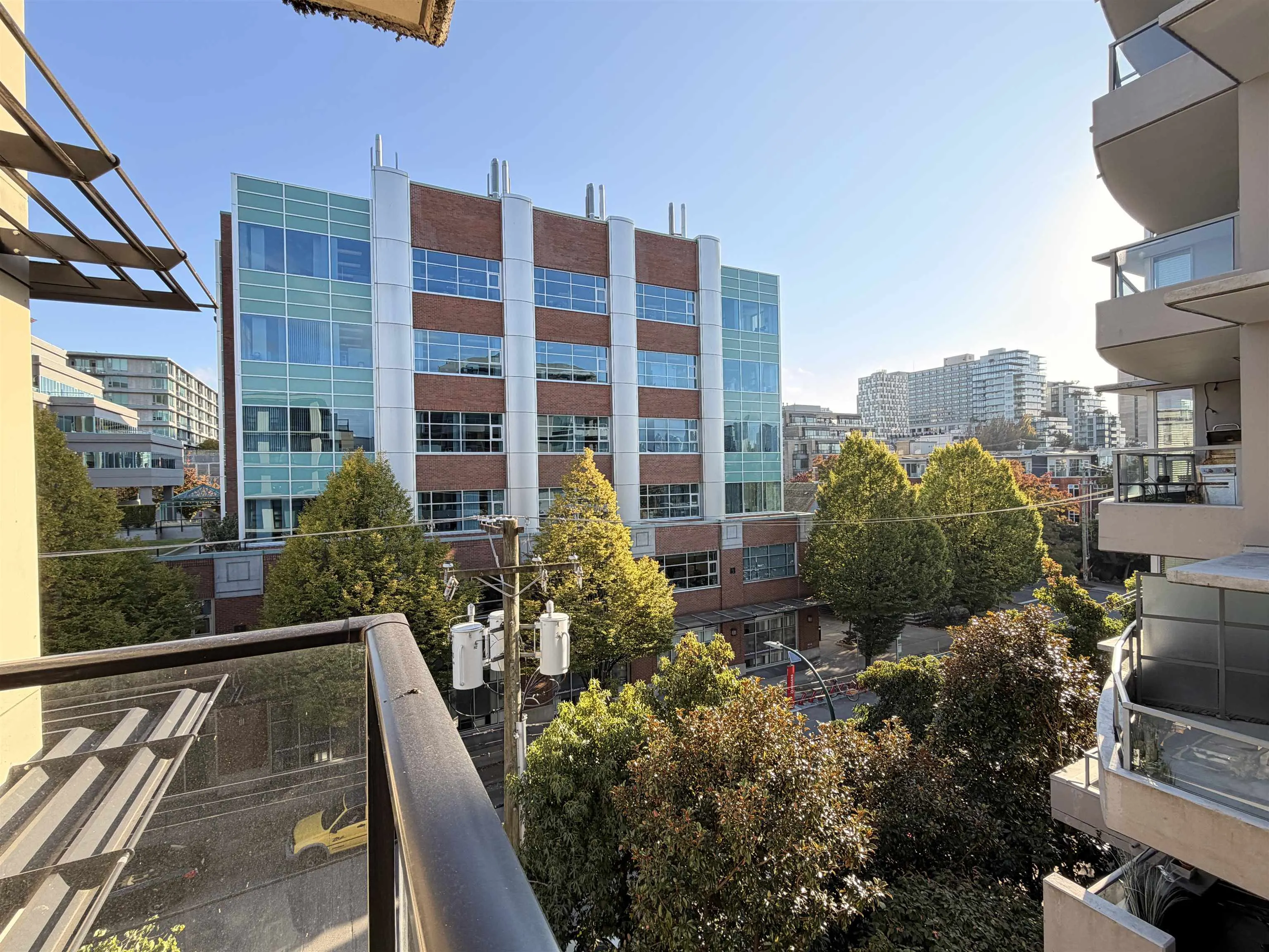555 W 7th Avenue #603